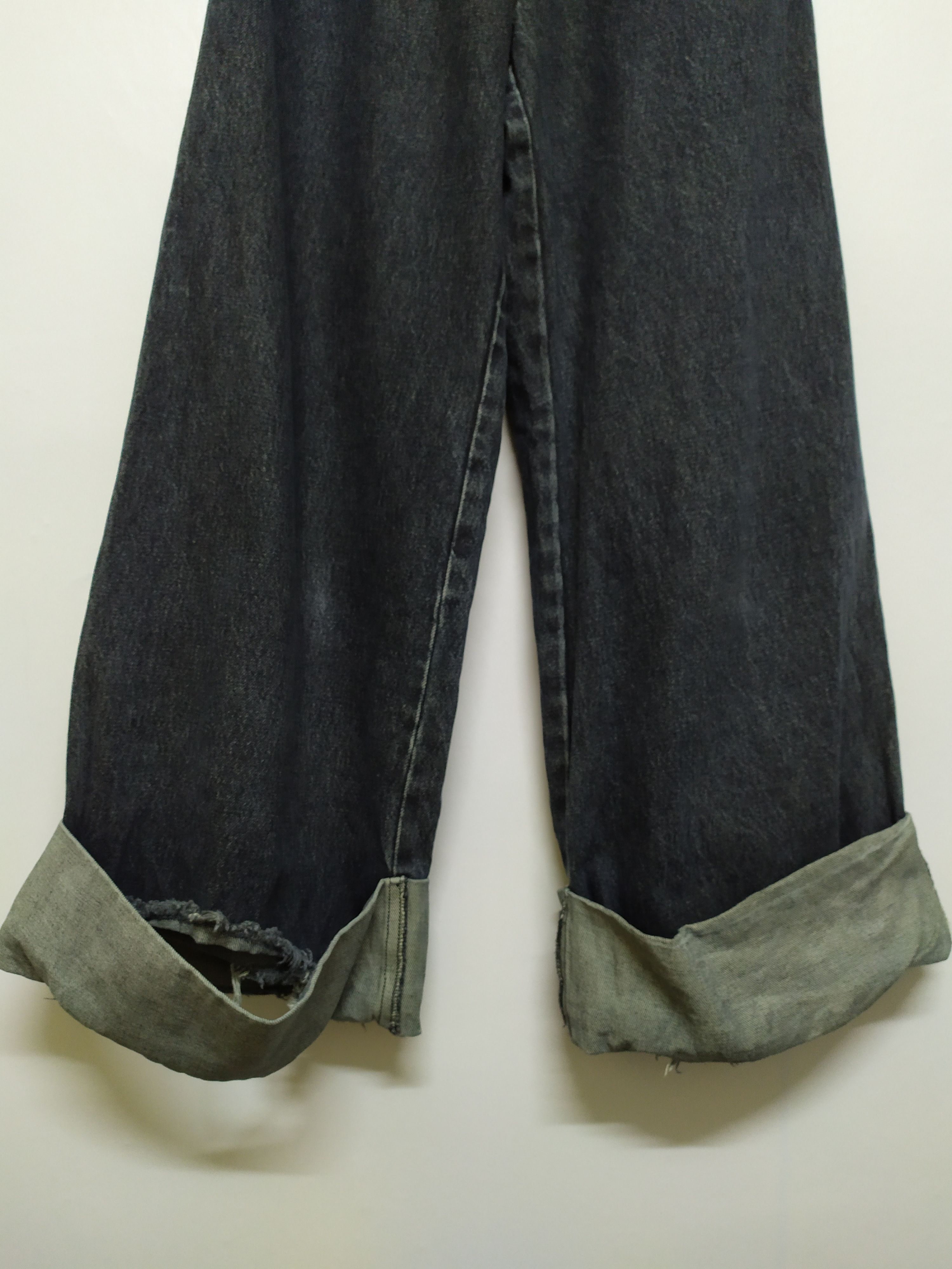 Japanese Brand JAPANESE BRAND BLACK BAGGY DISTRESSED JEANS PANTS Size US 26 / EU 42 - 2 Thumbnail