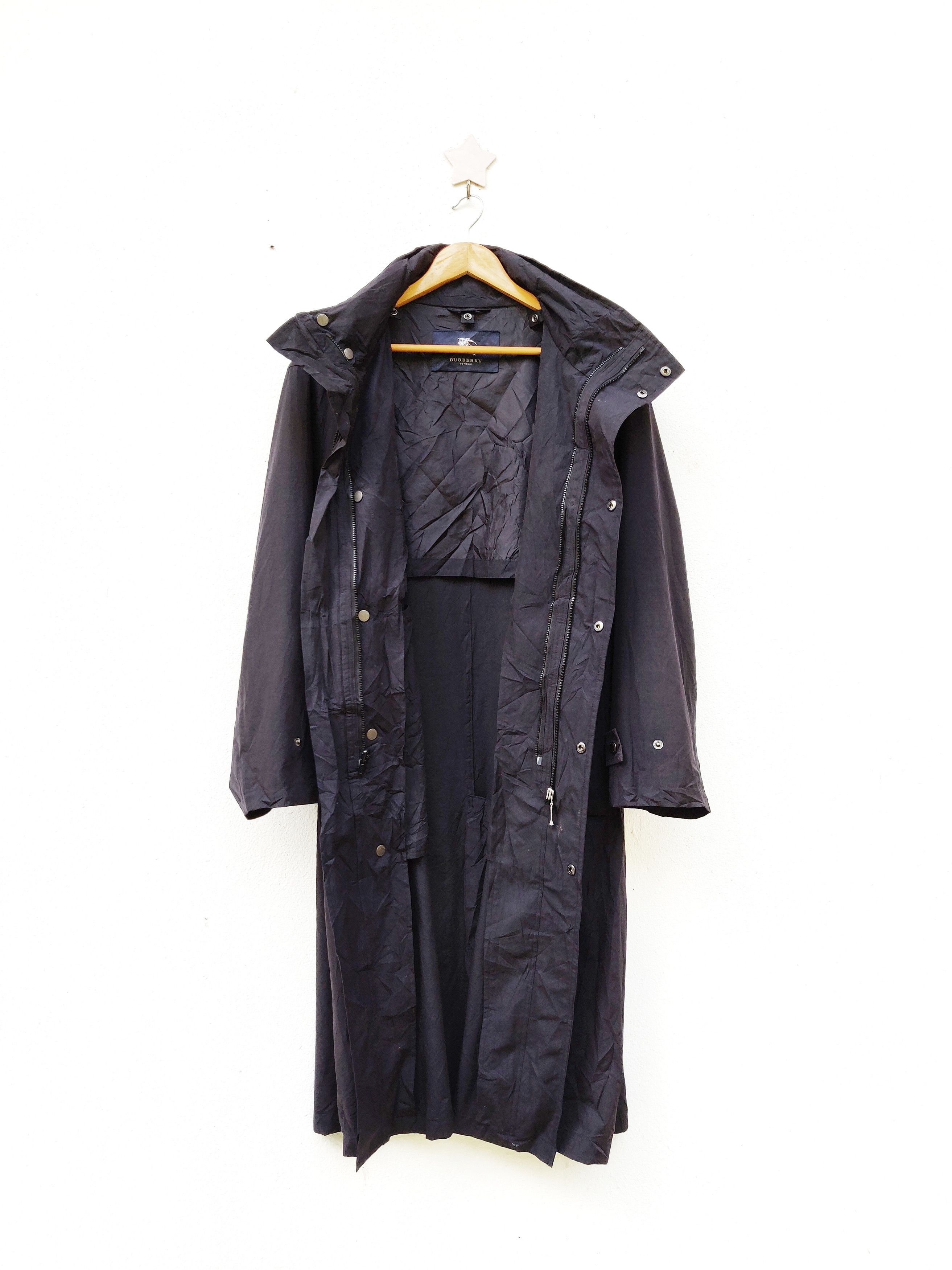 Burberry 🚀LAST DROP🔥BURBERRY OF LONDON / Raincoat LUXURY DESIGNER Size US M / EU 48-50 / 2 - 2 Thumbnail