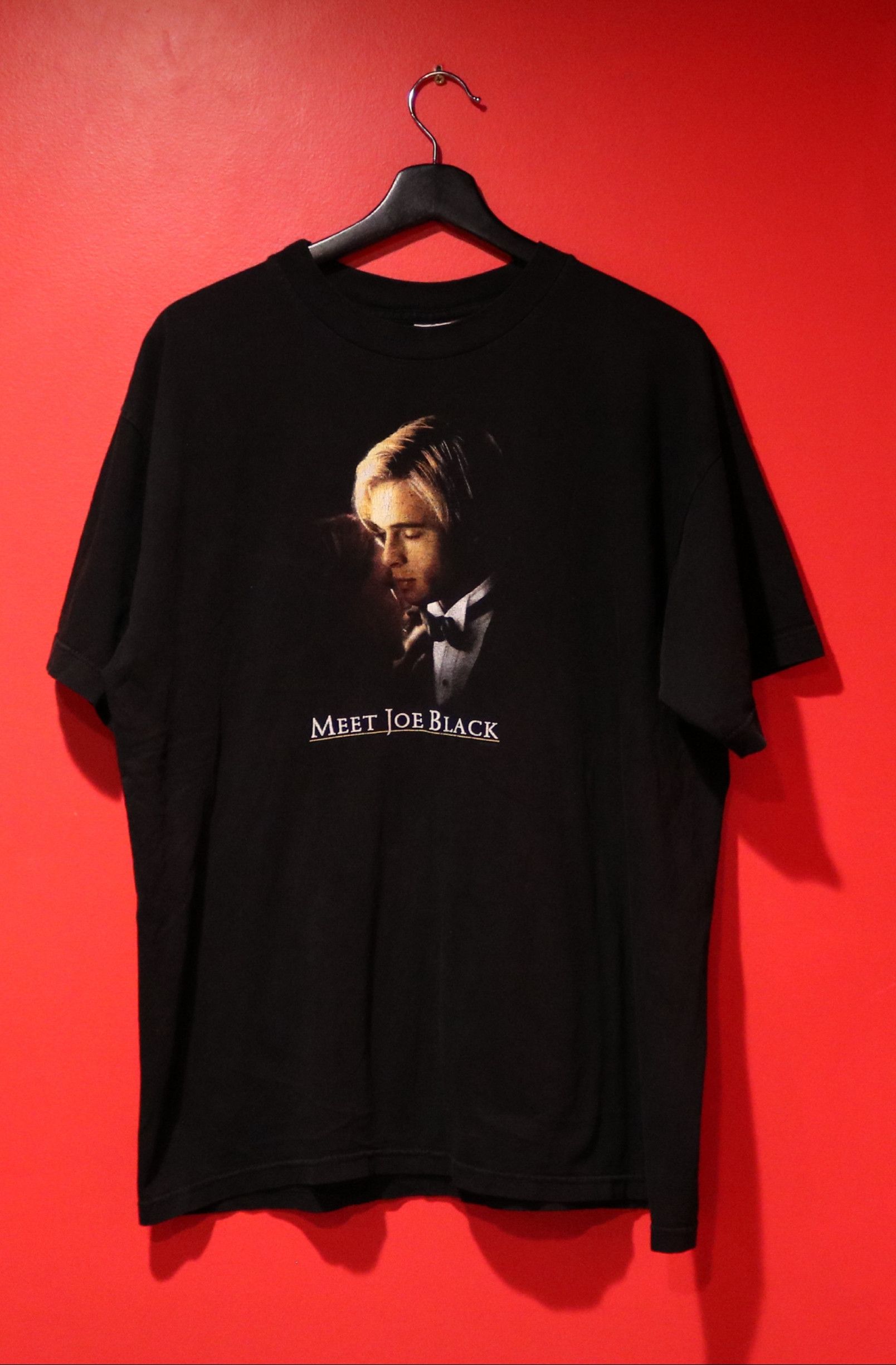 Vintage Vintage 1998 Brad Pitt Meet Joe Black Tee Size XL | Grailed