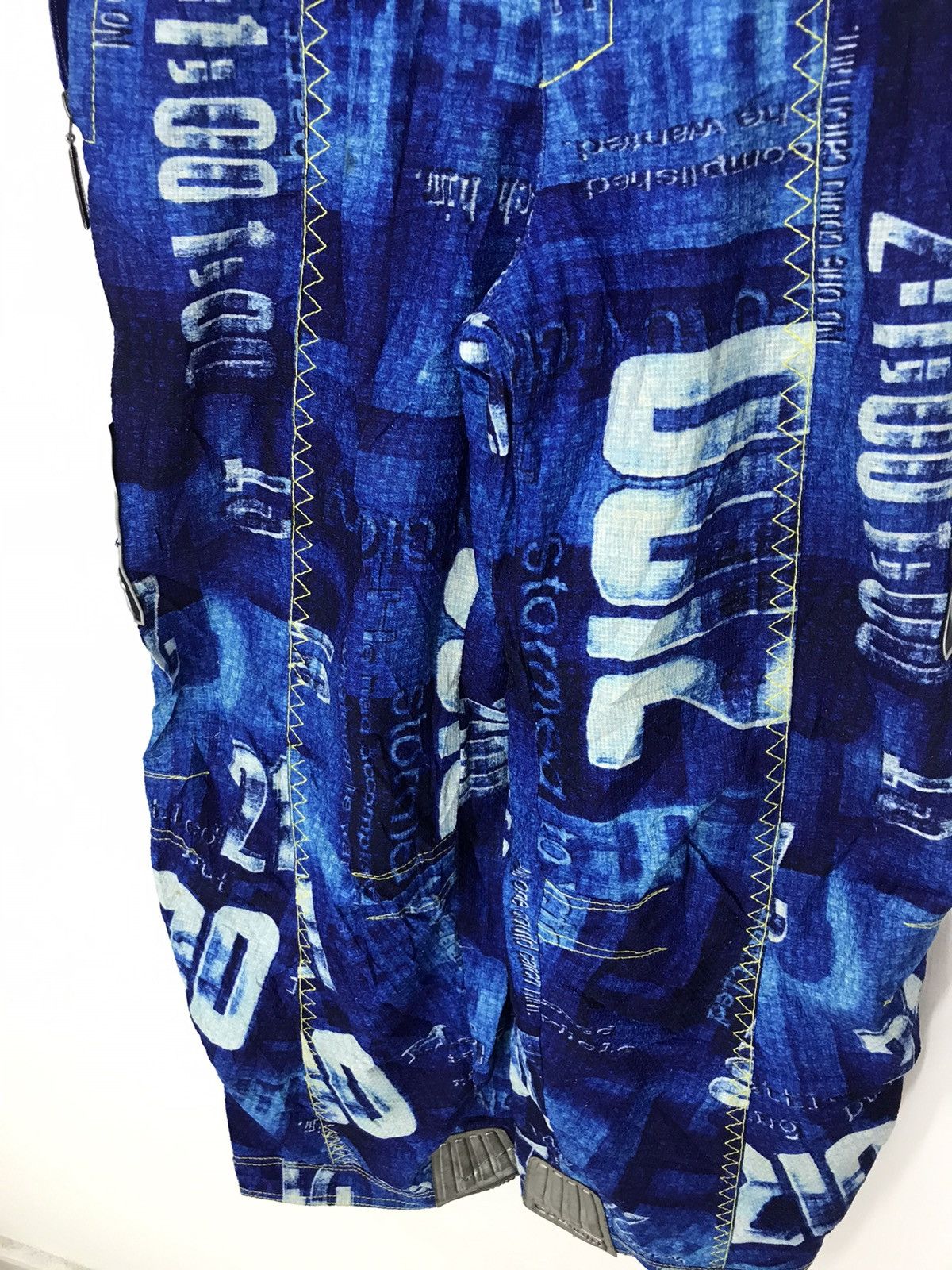 Goldwin All overprint goldwin ski jumpsuit pants g30 Size US 36 / EU 52 - 9 Thumbnail