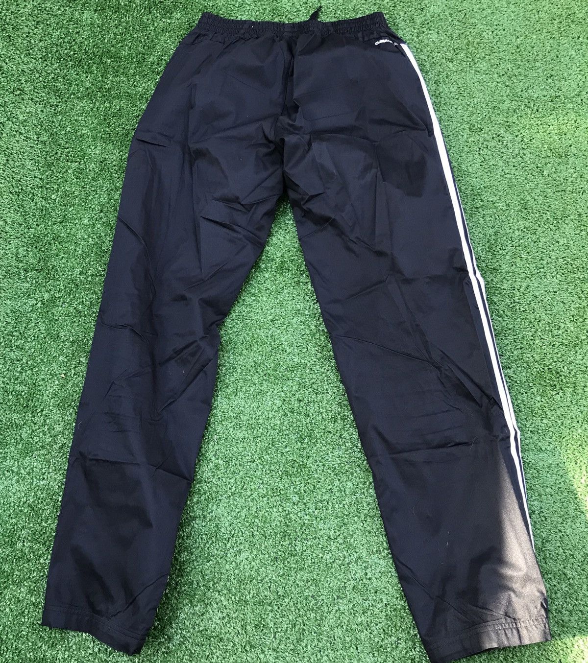 Adidas Rare Vntg Adidas Track Pants 3 Stripes Trefoil Sz Medium Size US 31 - 9 Thumbnail