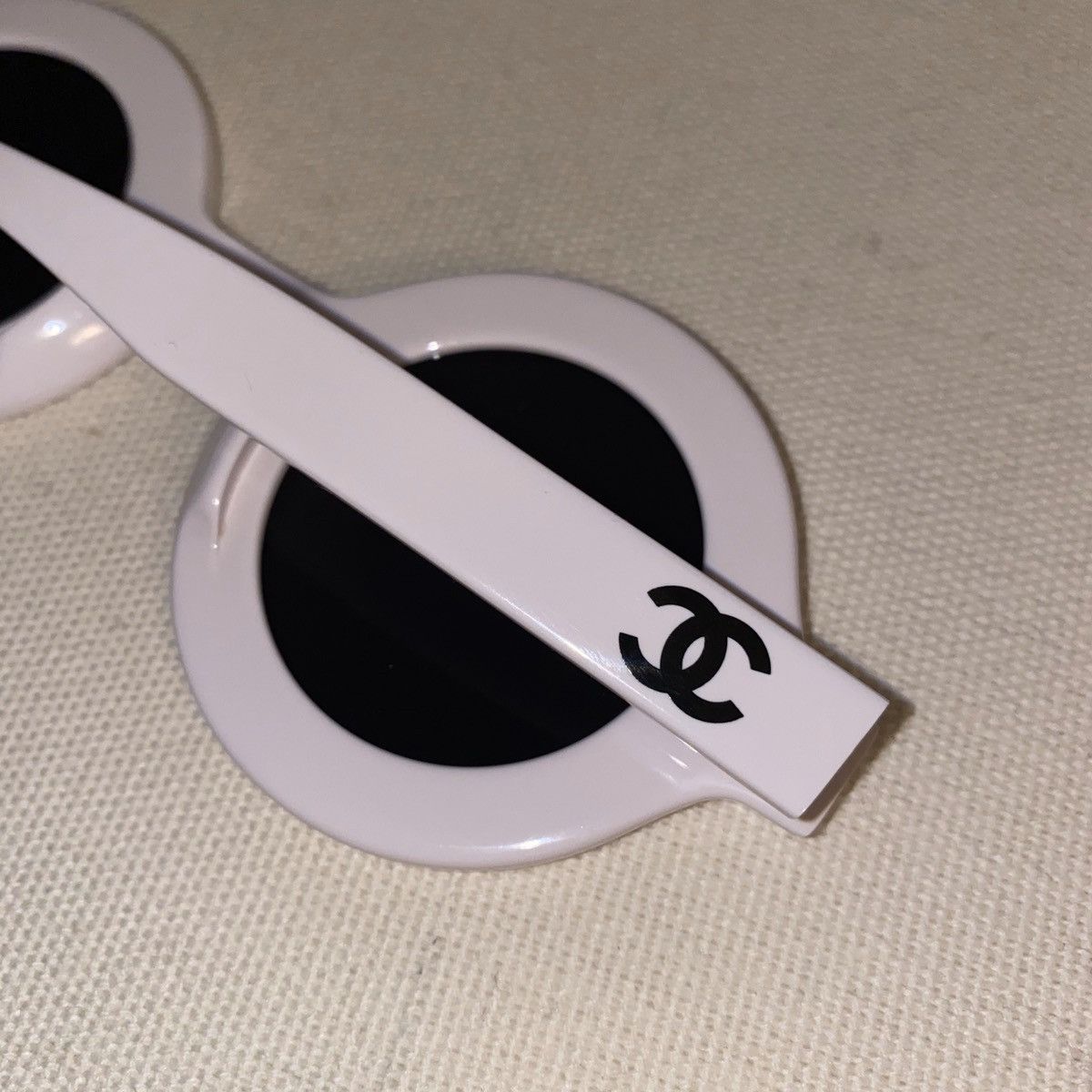Chanel Chanel Paris Round Logo Sunglasses Size ONE SIZE - 4 Thumbnail