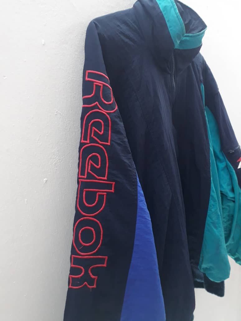 Reebok Vintage Reebok Jacket Size US L / EU 52-54 / 3 - 3 Thumbnail
