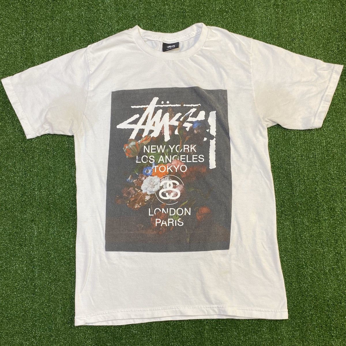 Vintage STUSSY WORLD TOUR T SHIRT SZ S 90s vintage bronx paris | Grailed