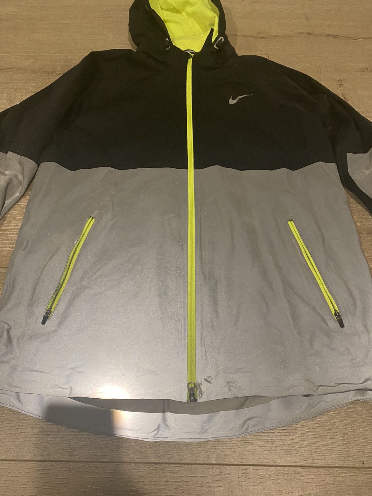 Nike Nike 3M reflective running jacket Grailed