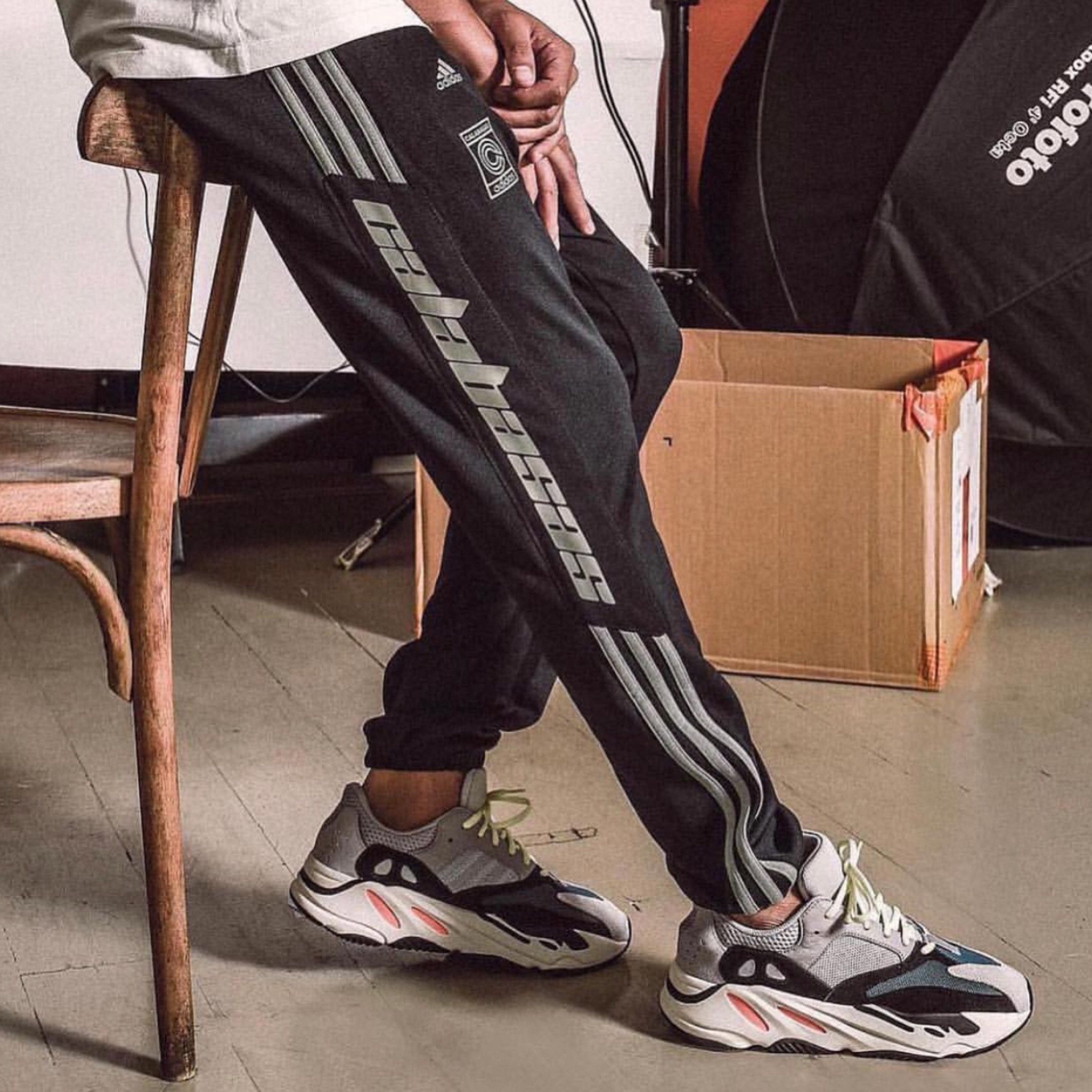 Calabasas atrue track pants