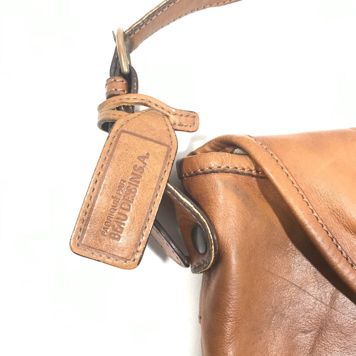 Genuine Leather BEAU DESSIN Aux Artisan Leather Sling Messenger Bag |  Grailed