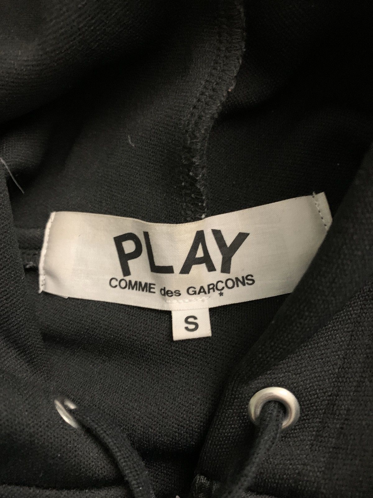 Comme Des Garcons Play CDG Play Black Heart Black Zip Up Hoodie Size US S / EU 44-46 / 1 - 3 Thumbnail