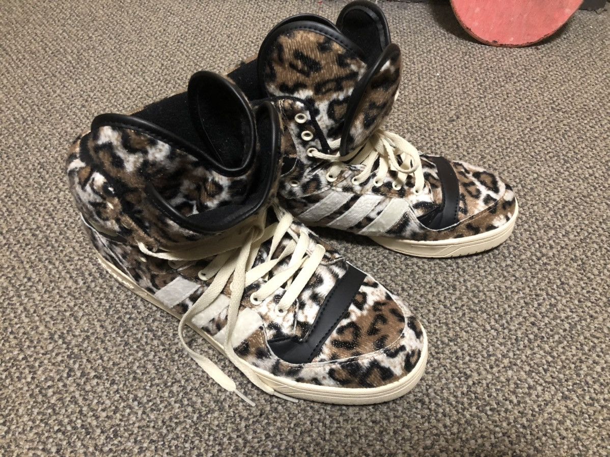 adidas gazelle silver green womens JEREMY SCOTT x ADIDAS Size 12 Beige Black Orange Animal Print Fabric H   Sui Generis Designer Consignment