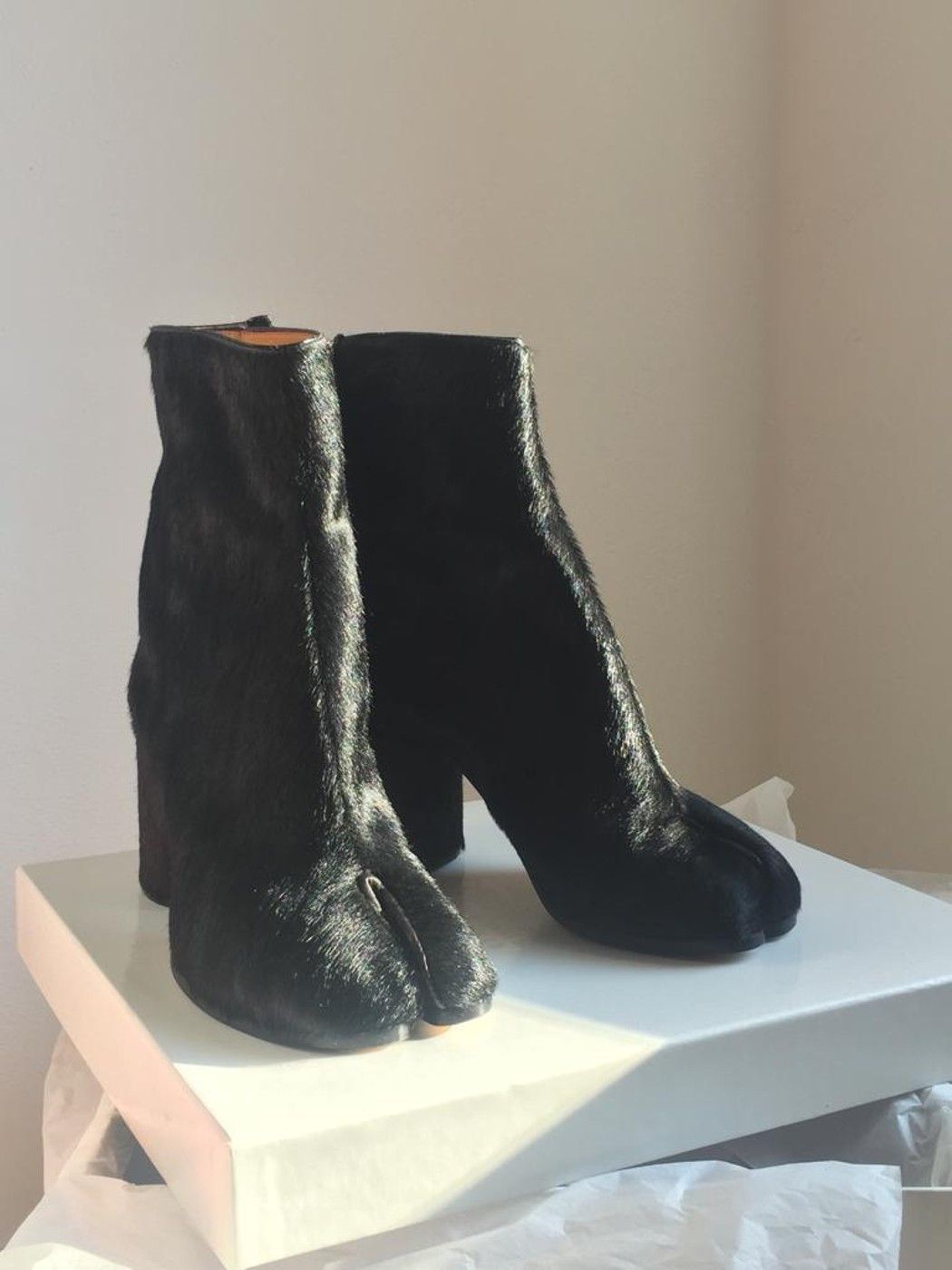 Maison Margiela Maison Margiela black pony tabi boots 36 | Grailed