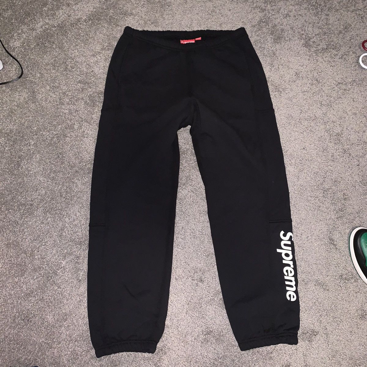 Supreme Supreme black Formula Sweatpants M | Grailed