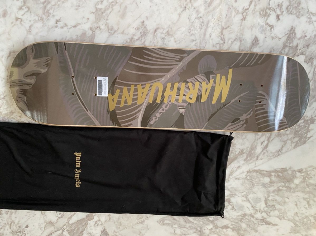 Palm Angels New Palm Angels Sparking Gold Skateboard Deck Similar Amiri Size ONE SIZE - 3 Thumbnail