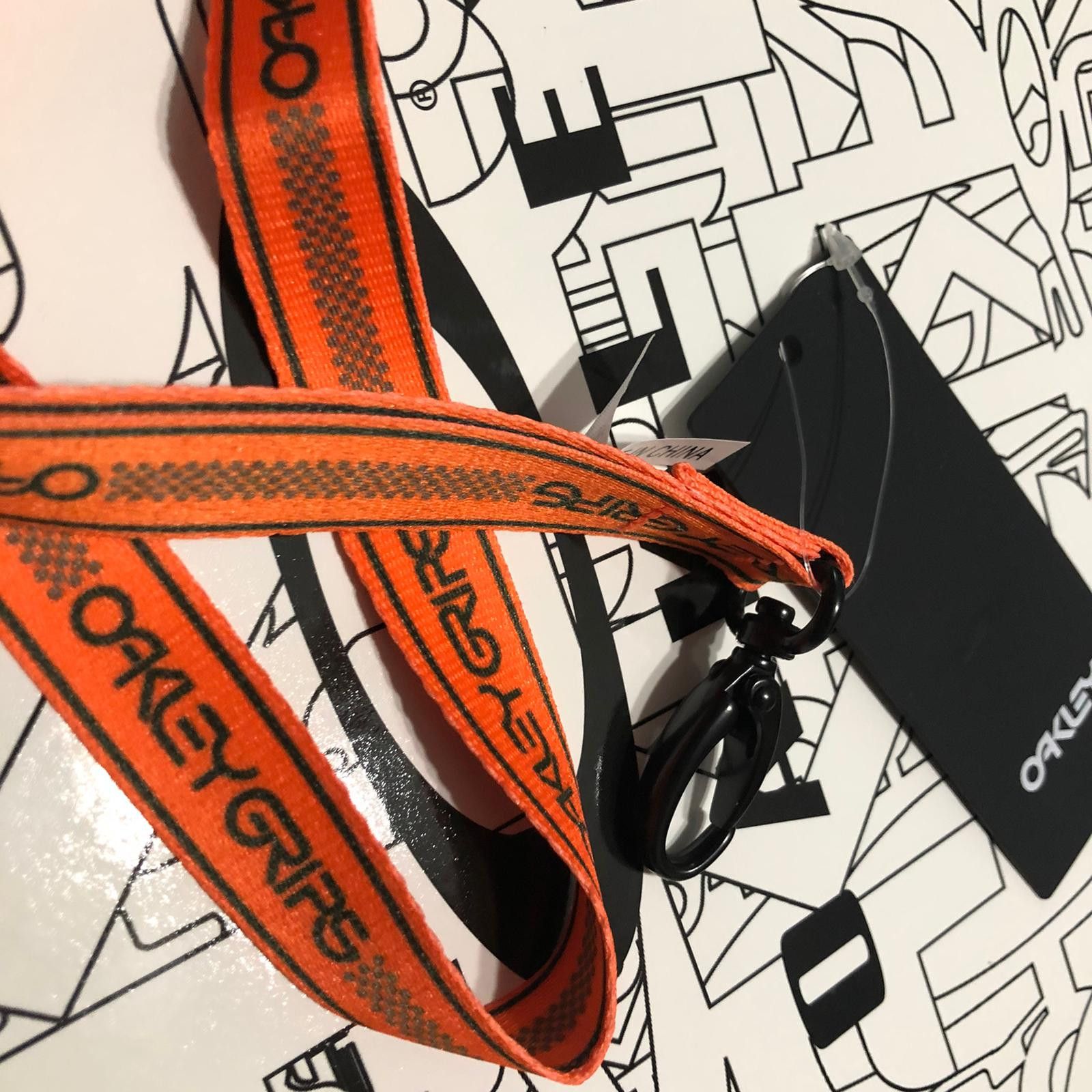 oakley lanyard
