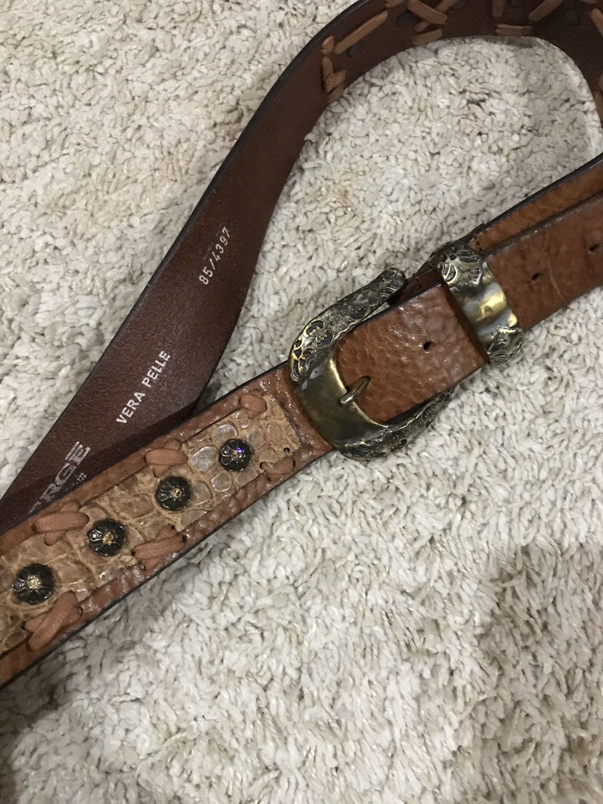 Vera pelle belt discount