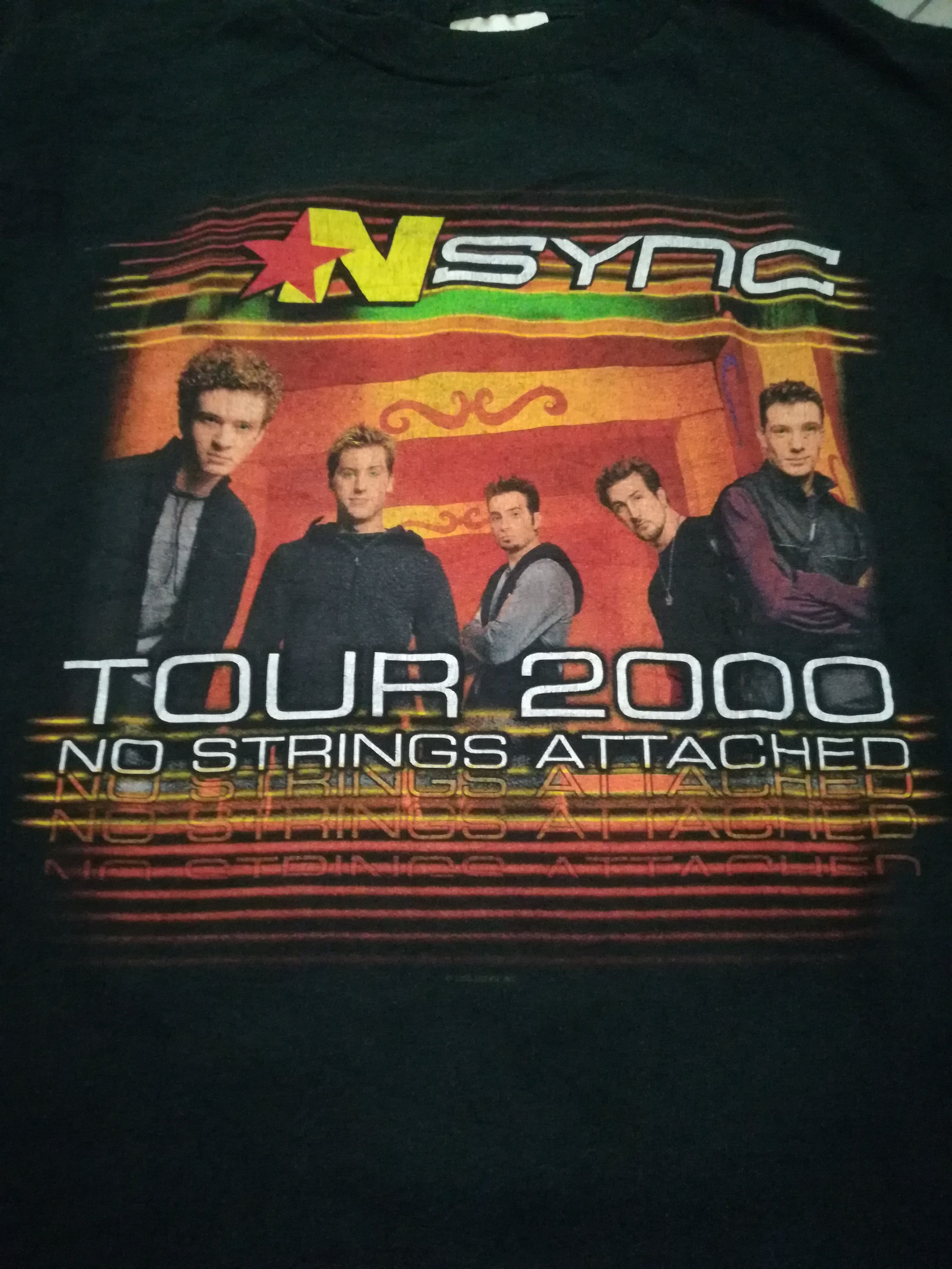 Vintage NSYNC TOUR 2000 NO STRINGS ATTCHED Menswear