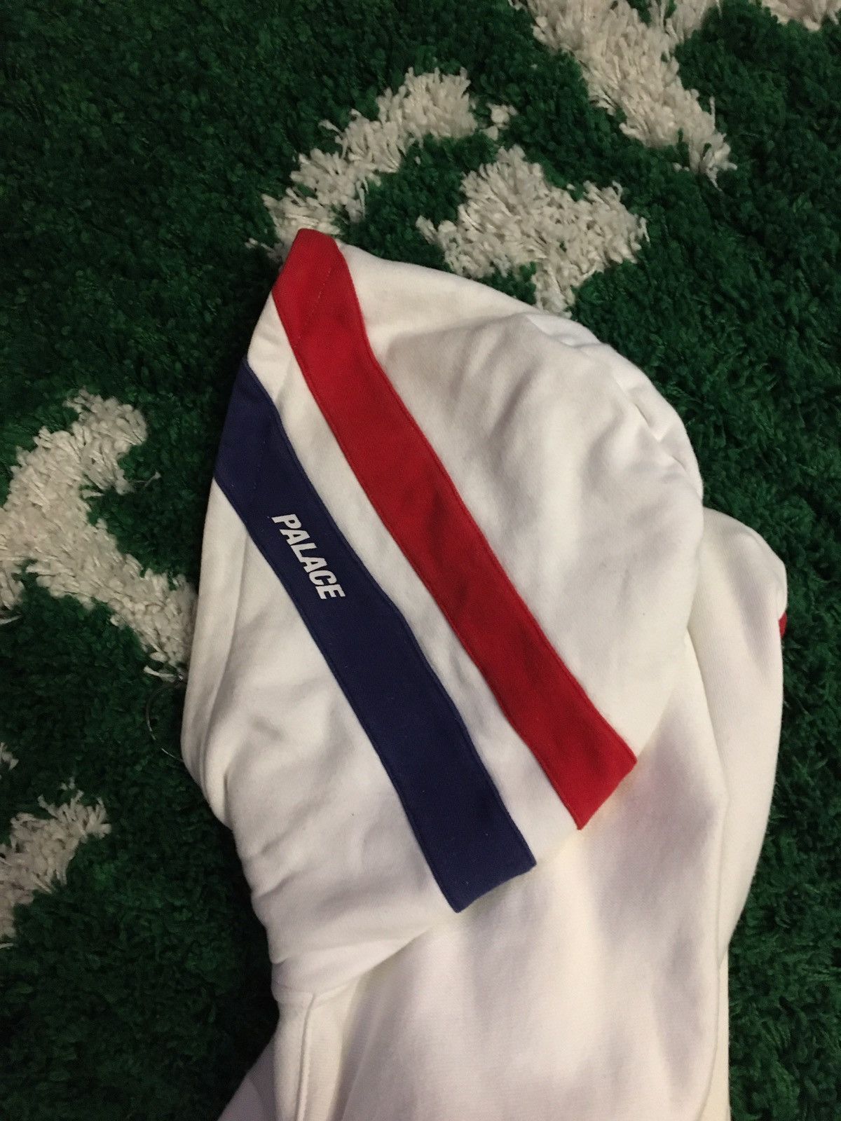 Palace duo hood sales