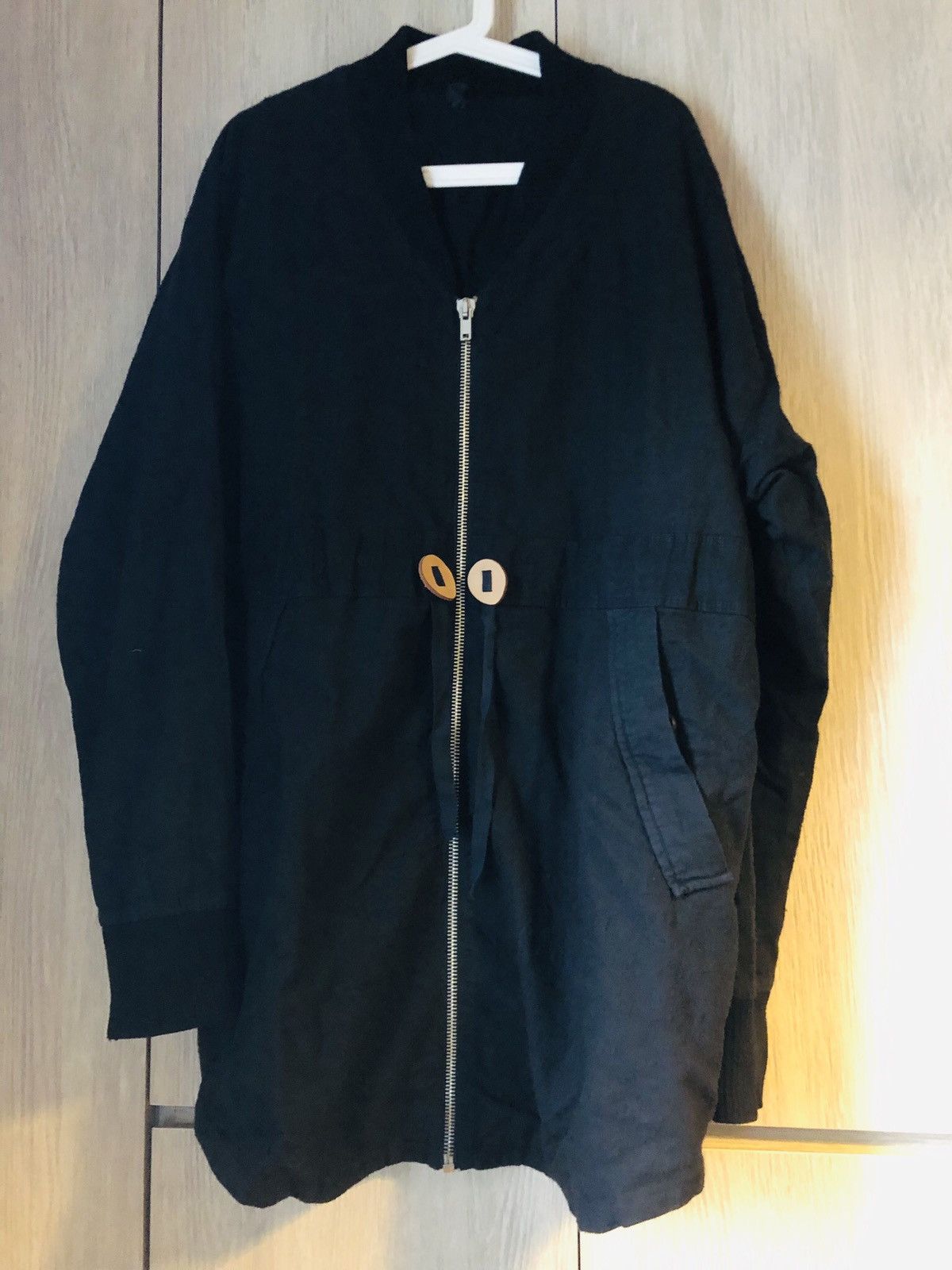 ダミールドーマ　ロングコート　SILENT by DAMIR DOMA DAMIR DOMA SILENT - Extra long knitted sweater with a giant