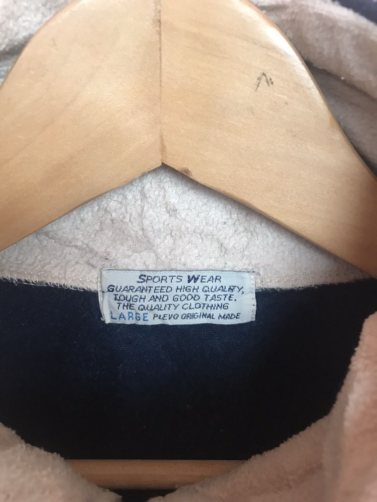 Sweater sports wear Full Zipper Very Rare