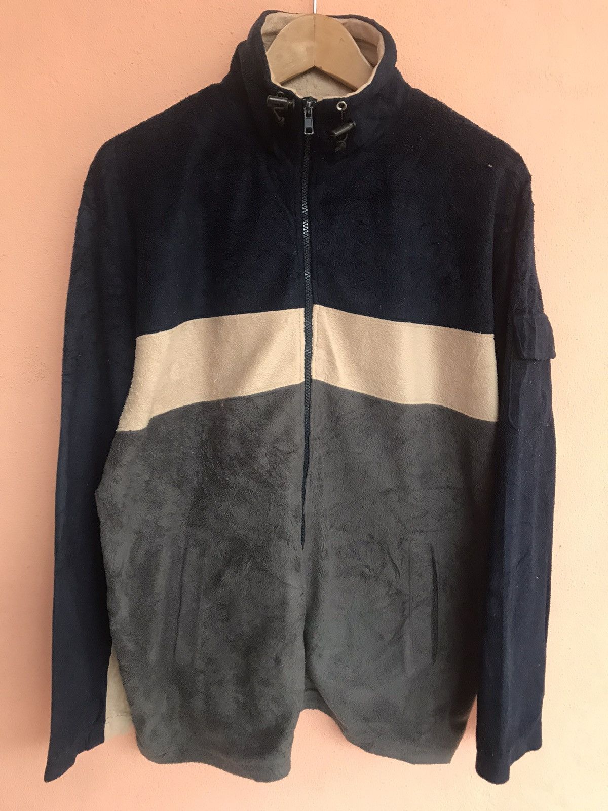 Sweater sports wear Full Zipper Very Rare