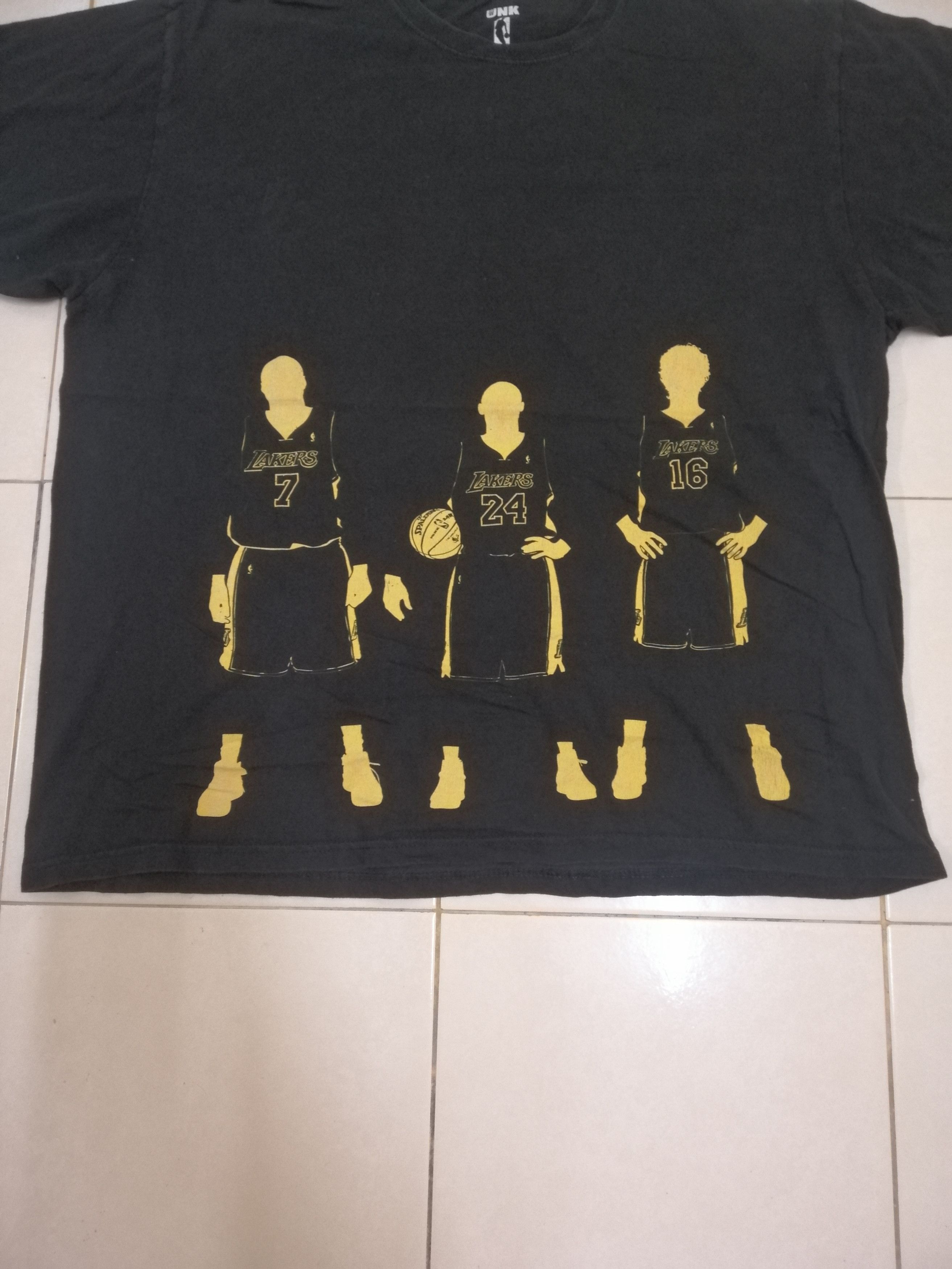 NBA × Nike × Vintage Vintage Kobe Bryant LAKERS Tribute T shirt Size US XL / EU 56 / 4 - 5 Thumbnail