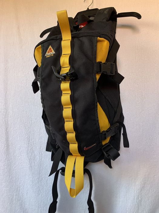 Nike '90s Vintage Nike ACG Karst 25 Mountain Hiking Backpack Bag