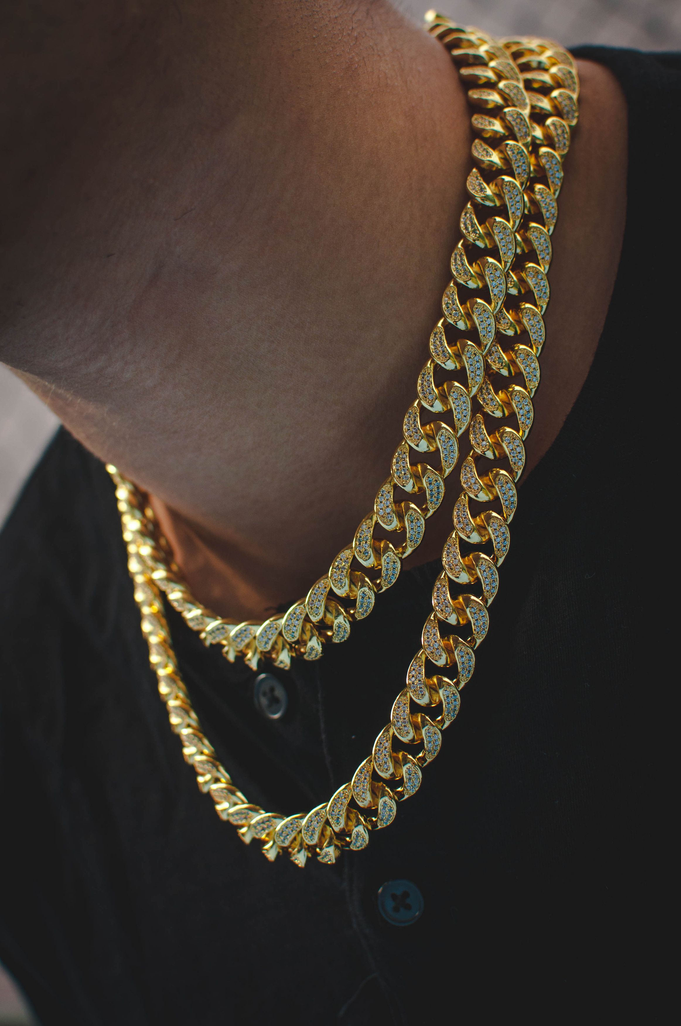 Jewelry 14k Gold Iced Out Diamond Cuban Link Choker Necklace Bundle Size ONE SIZE - 1 Thumbnail