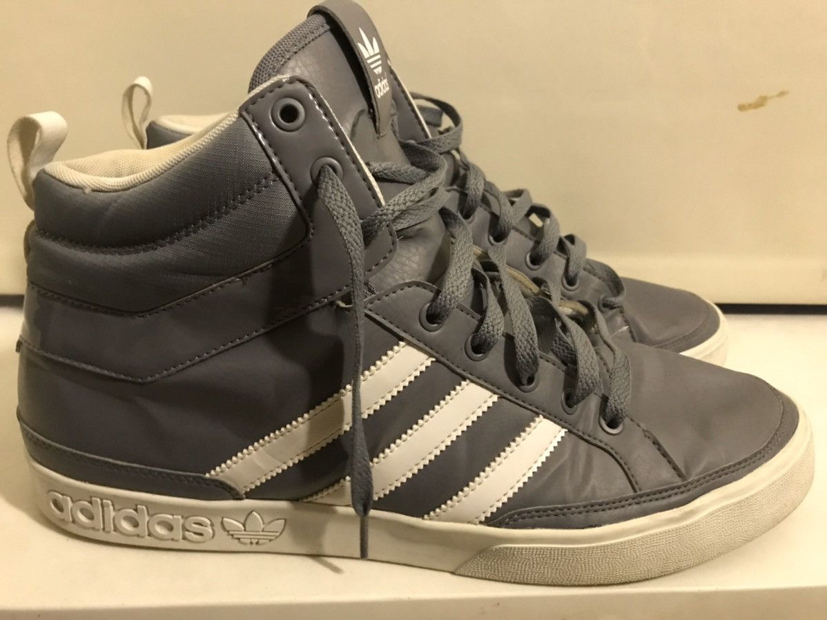 Adidas Adidas Men’s Top Court Gray/White Hi Top Casual Athletic Size US 13 / EU 46 - 2 Thumbnail