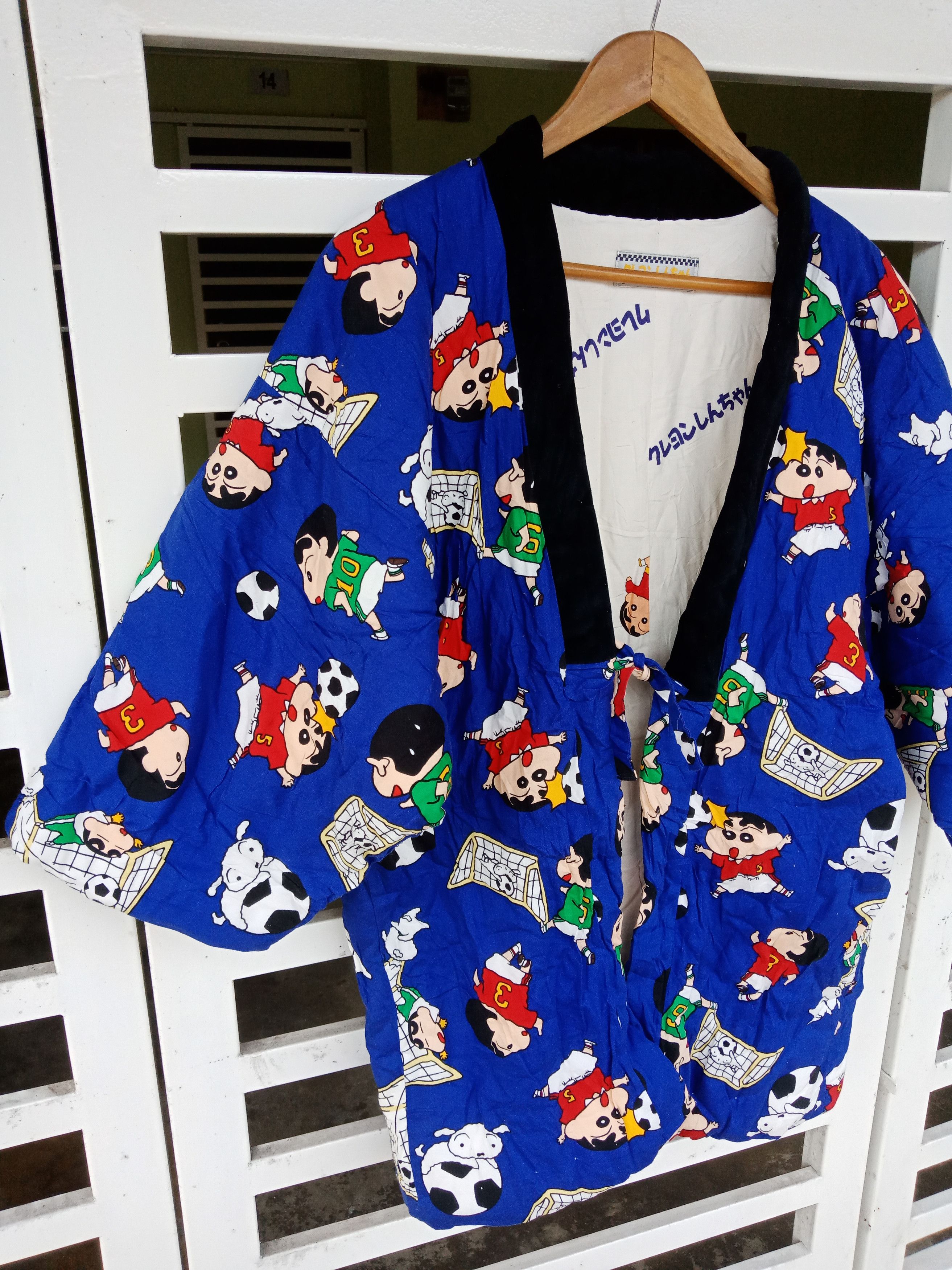 Cartoon Network Crayon Shin Chan Over Print Kimono Size US M / EU 48-50 / 2 - 5 Thumbnail