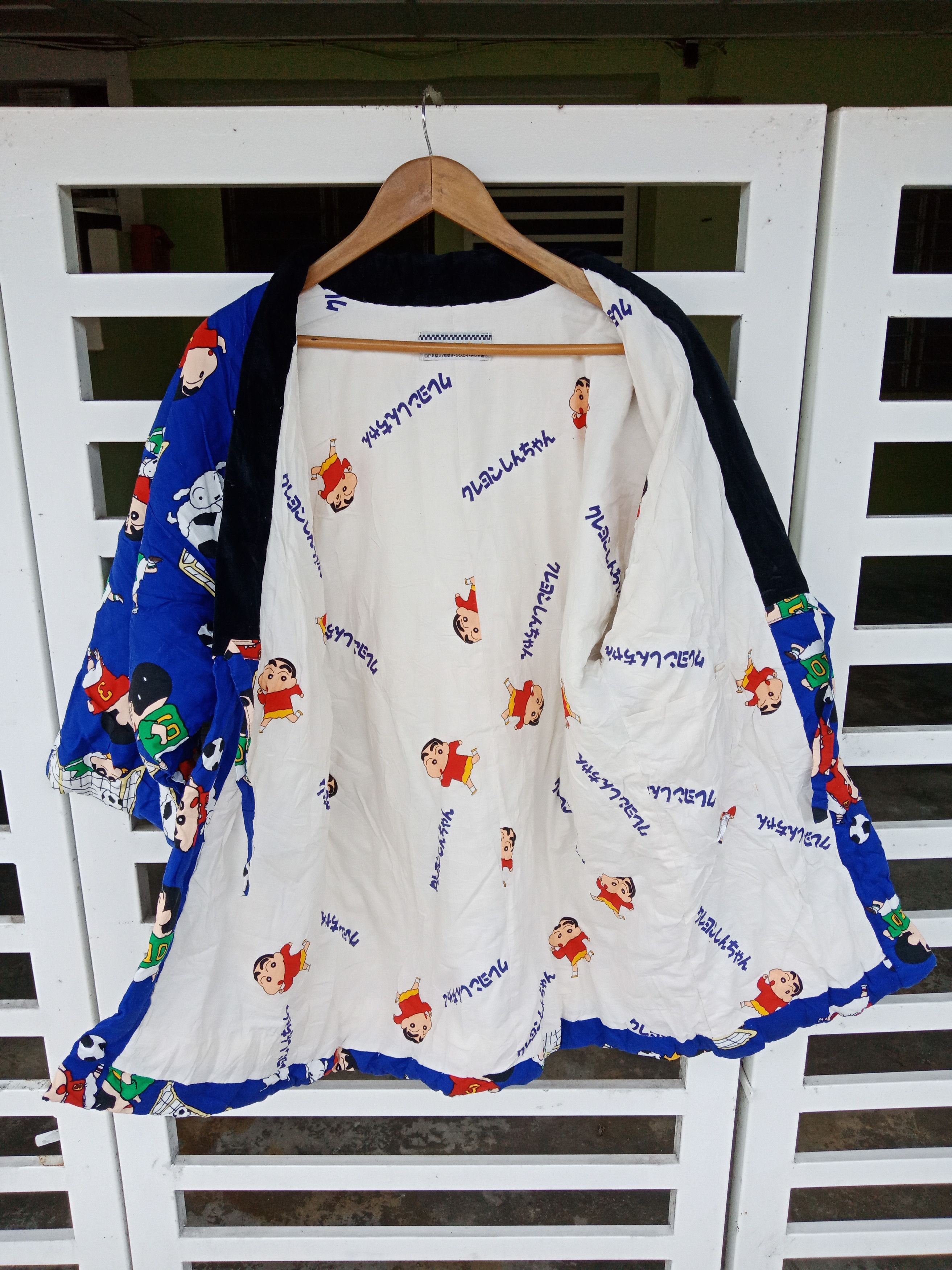 Cartoon Network Crayon Shin Chan Over Print Kimono Size US M / EU 48-50 / 2 - 3 Thumbnail
