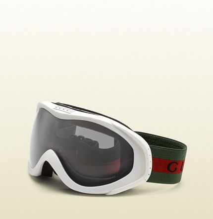 Gucci Black Frame Ski Goggles w/ Red and Green Band rt. $431 For Sale at  1stDibs