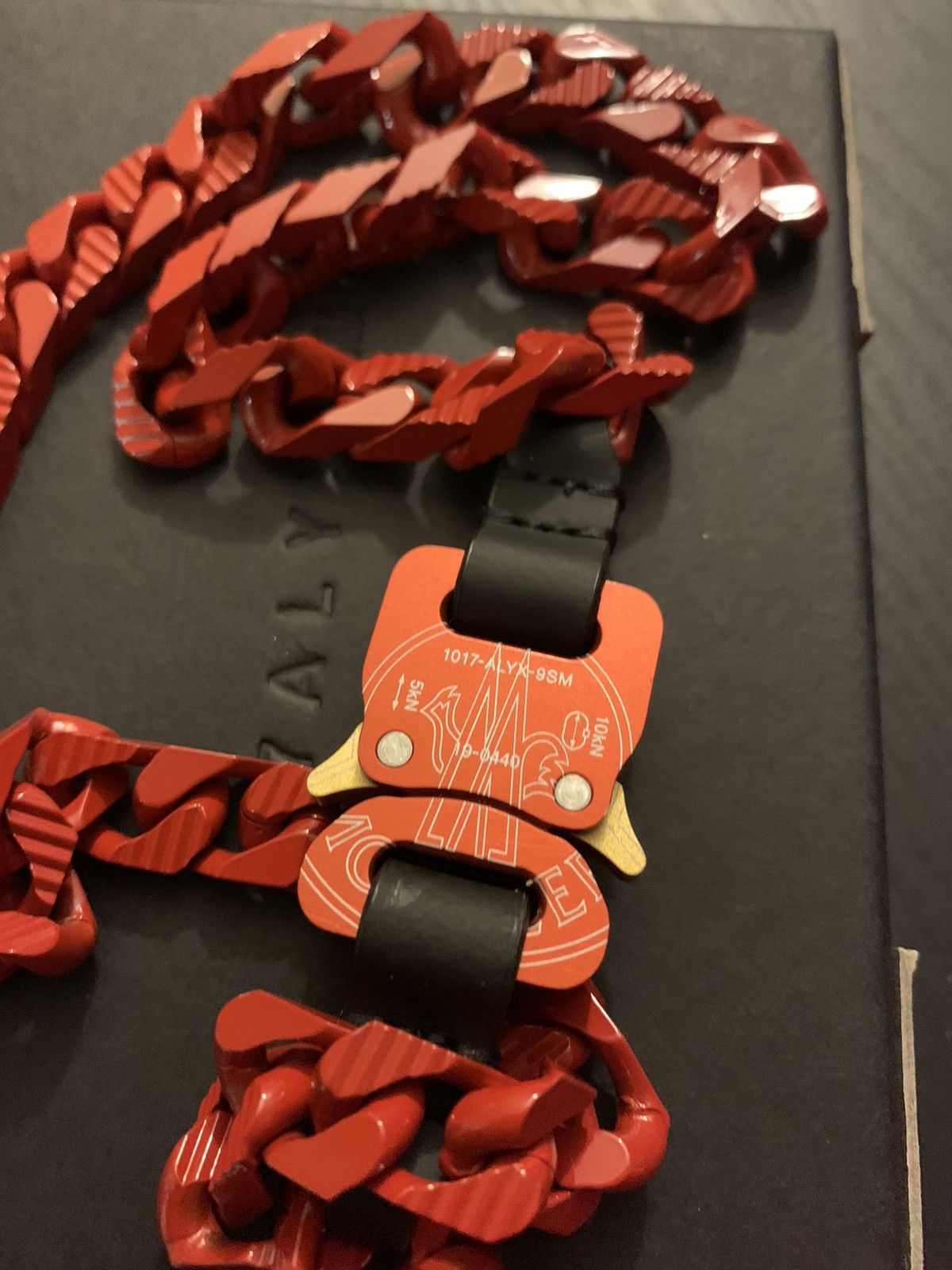 Alyx × Moncler Rare Moncler Genius 6 x 1017 ALYX 9SM Buckle  