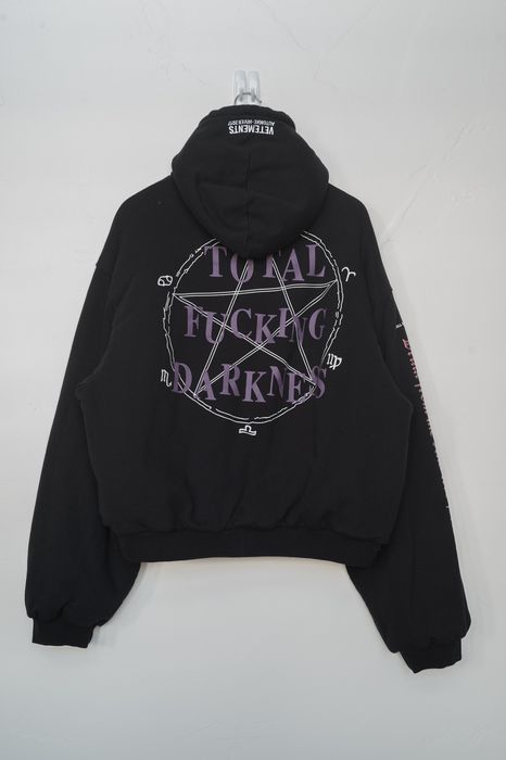 Vetements darkness outlet hoodie