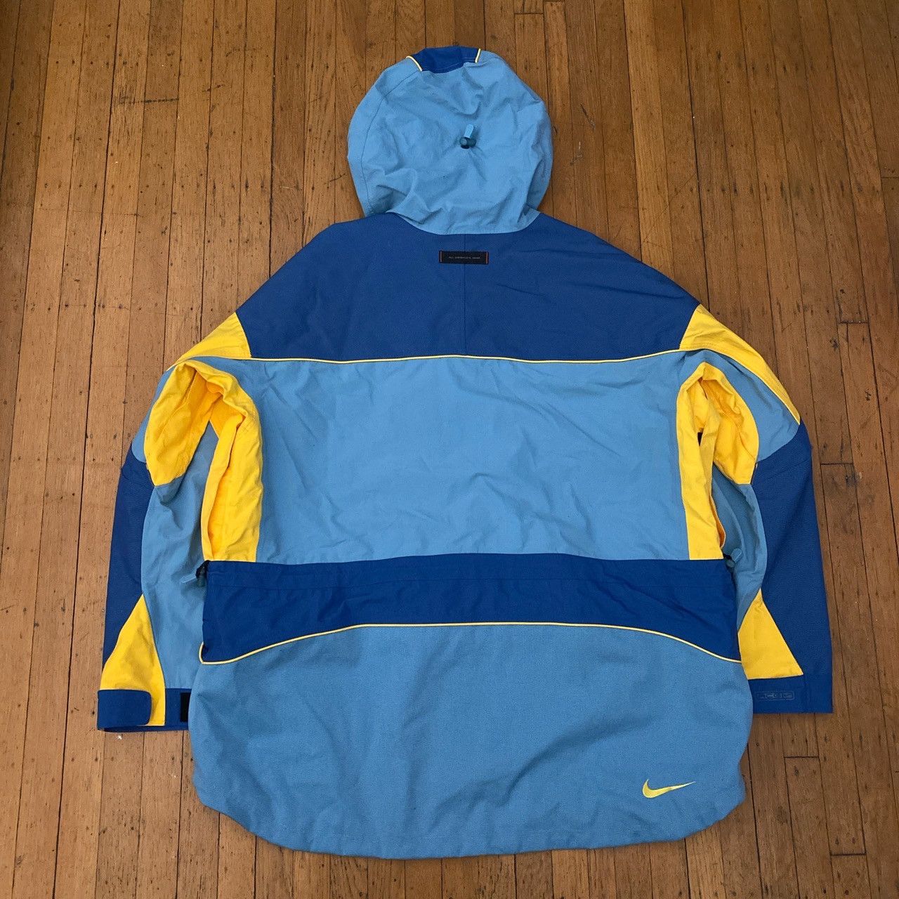 Select Vintage LTD. | ACG 🌄 . . . Just added to the website