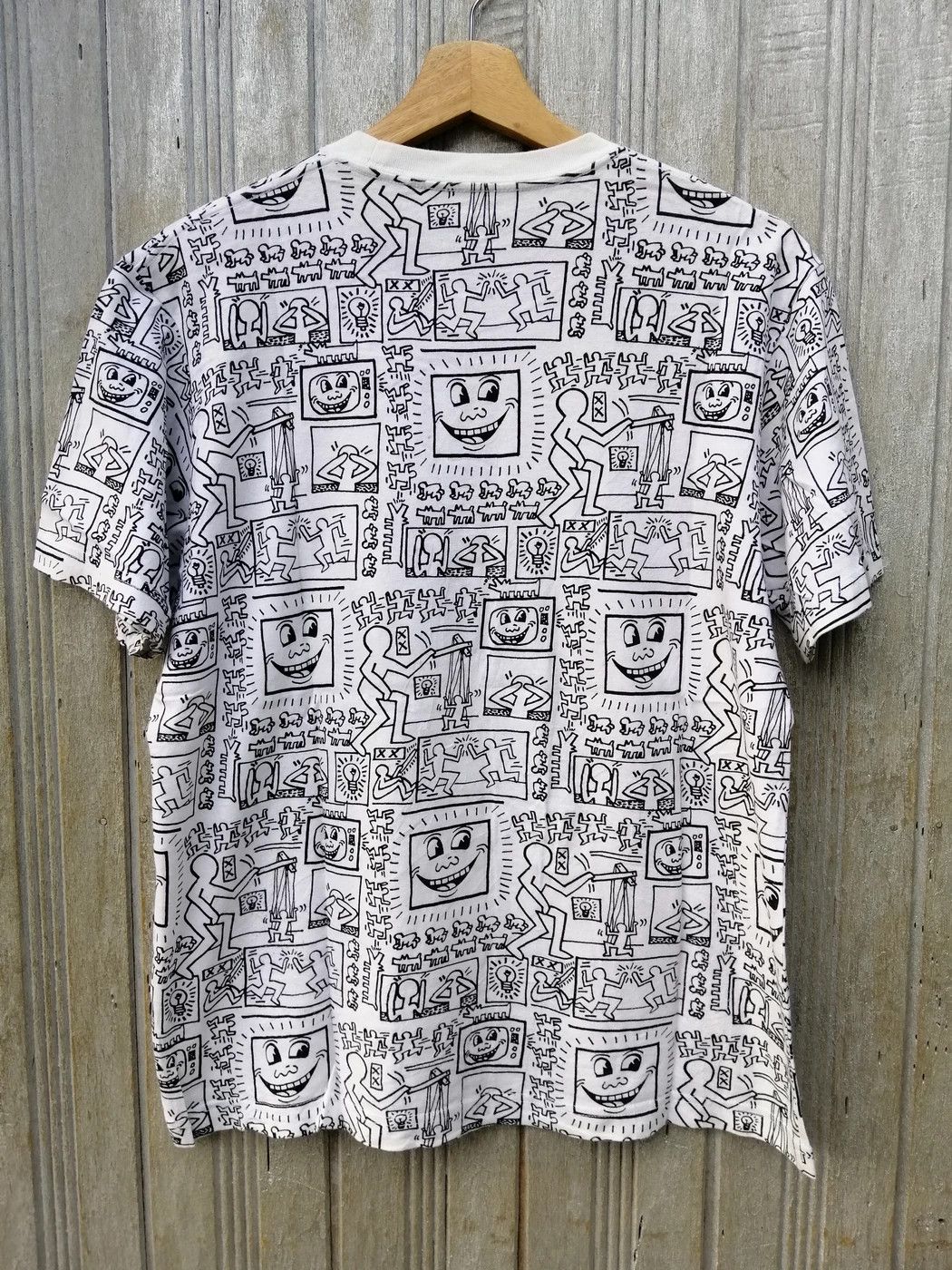 Keith Haring Keith Haring Uniqlo Fullprint Art T-Shirt Size US M / EU 48-50 / 2 - 2 Thumbnail