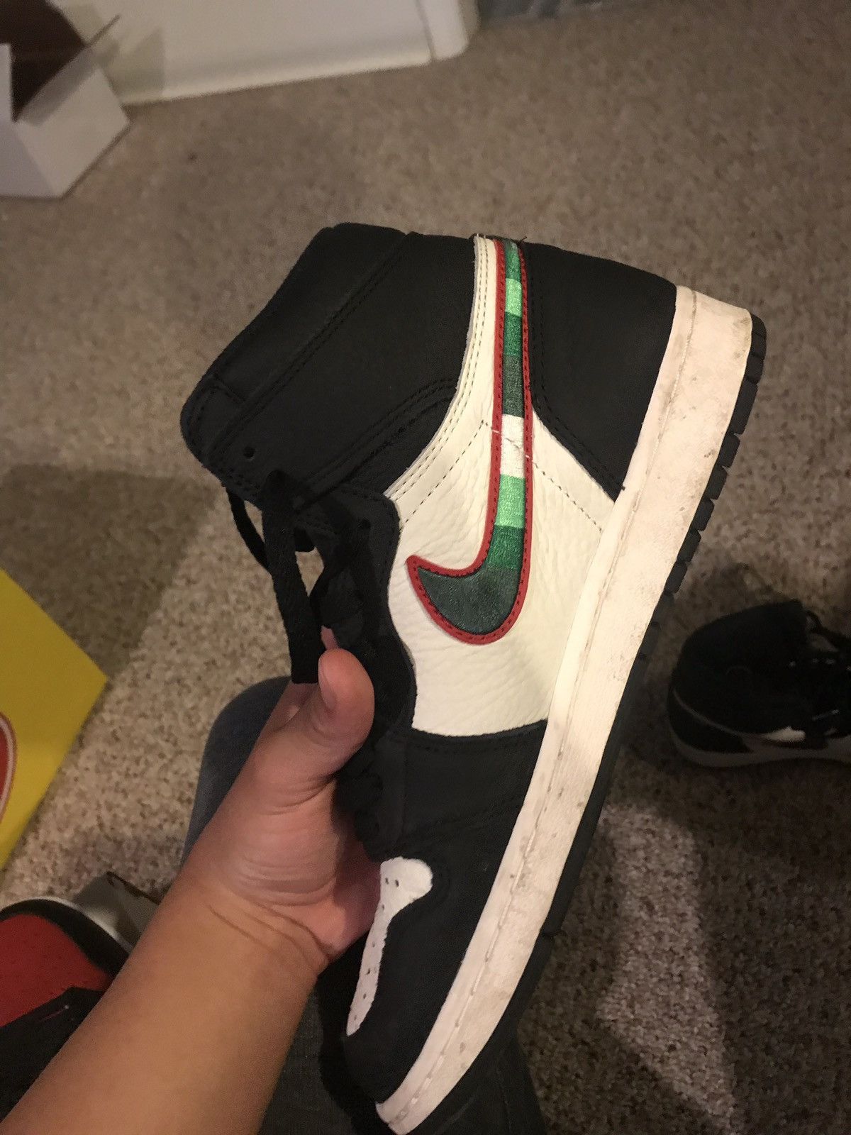 Jordan Brand Retro Air Jordan 1 “Sports Illustrated” Size US 8.5 / EU 41-42 - 10 Thumbnail