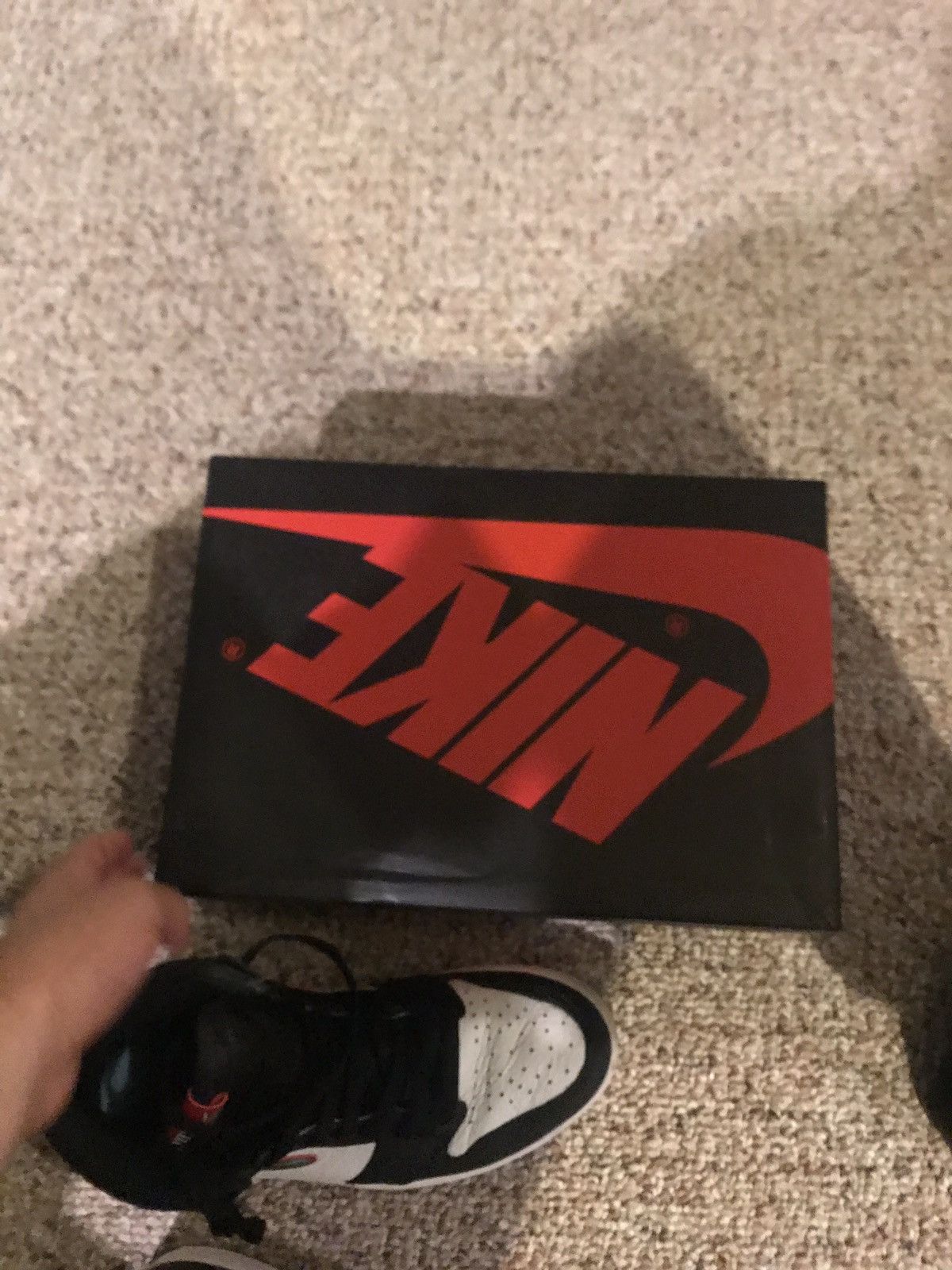 Jordan Brand Retro Air Jordan 1 “Sports Illustrated” Size US 8.5 / EU 41-42 - 2 Thumbnail