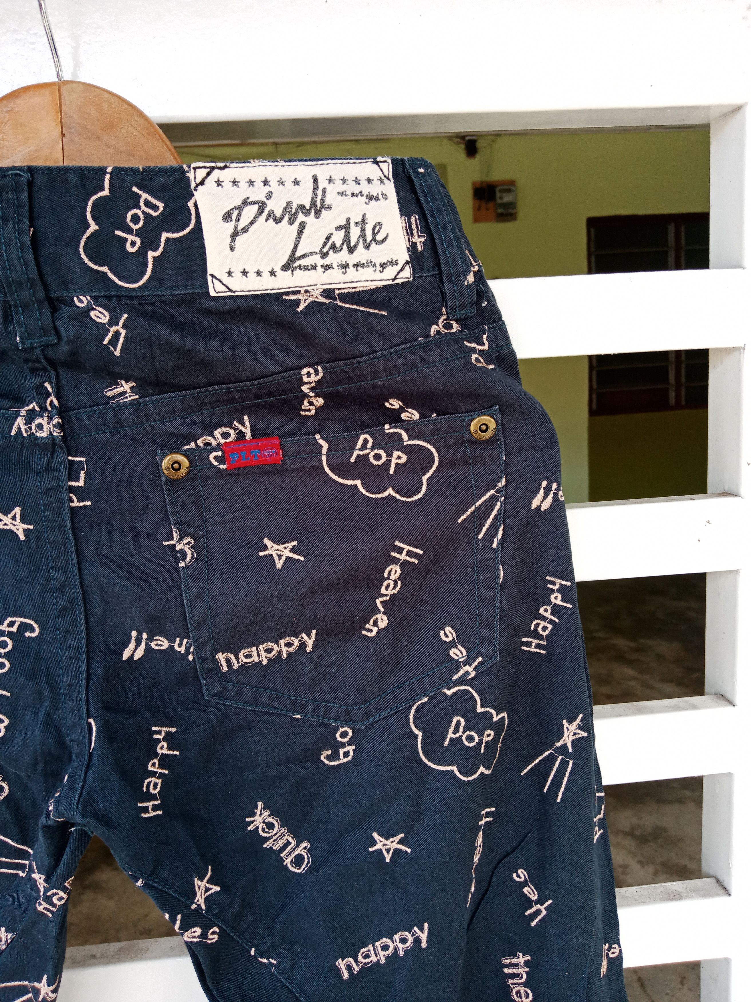 In The Attic Pink Latte Poems Writing Embroidered Pants Size US 29 - 8 Thumbnail