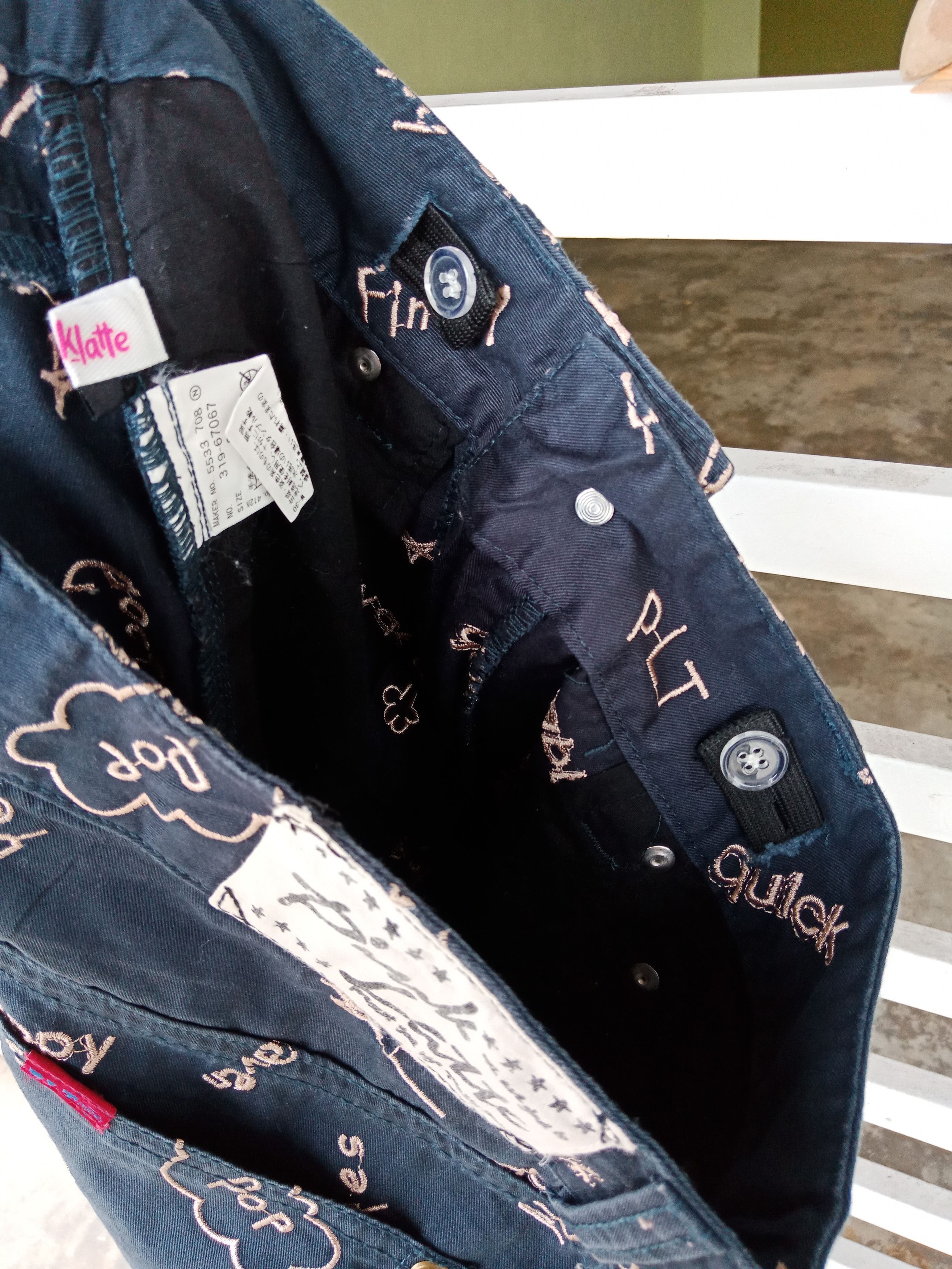 In The Attic Pink Latte Poems Writing Embroidered Pants Size US 29 - 10 Thumbnail