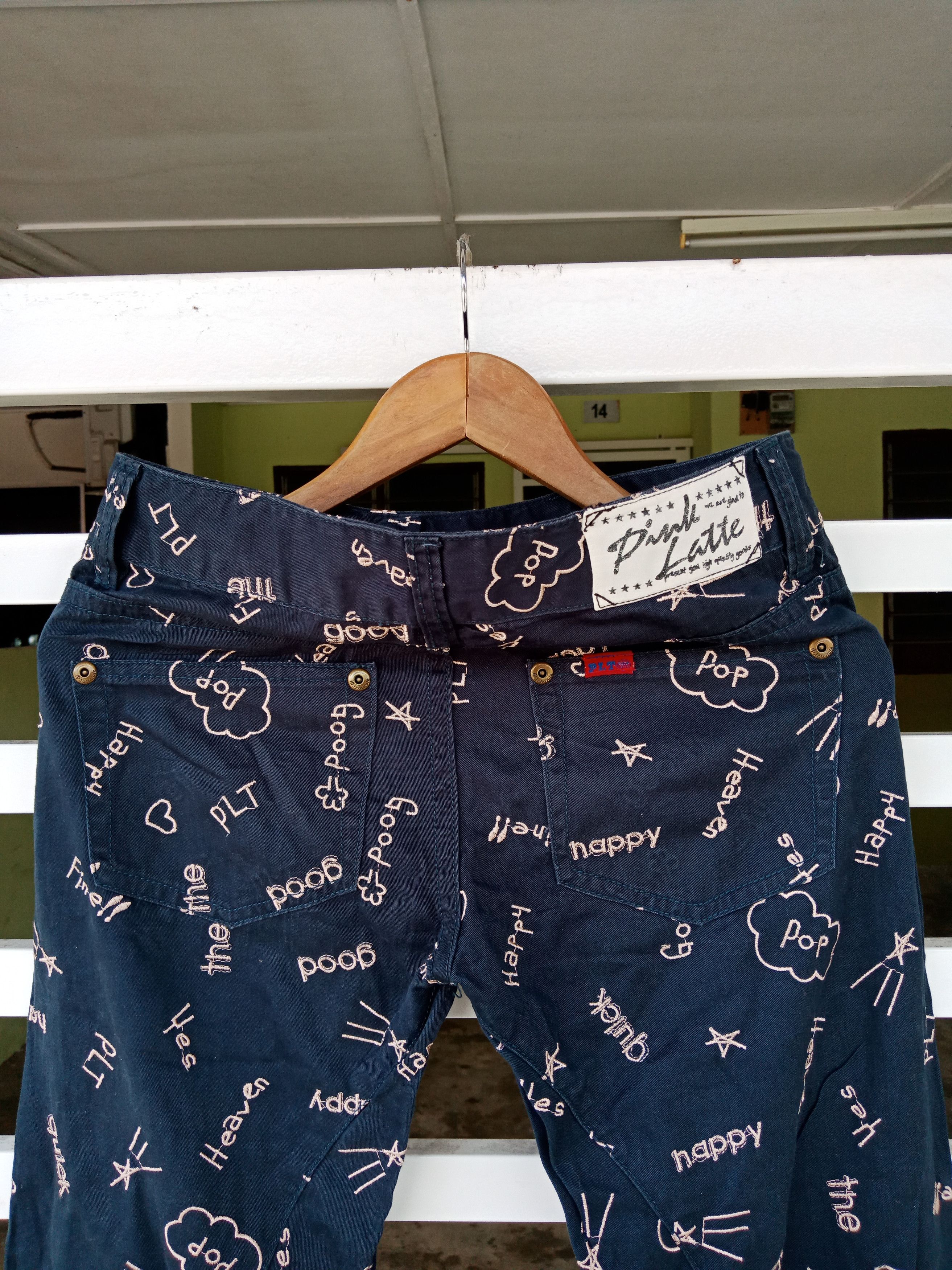 In The Attic Pink Latte Poems Writing Embroidered Pants Size US 29 - 9 Thumbnail
