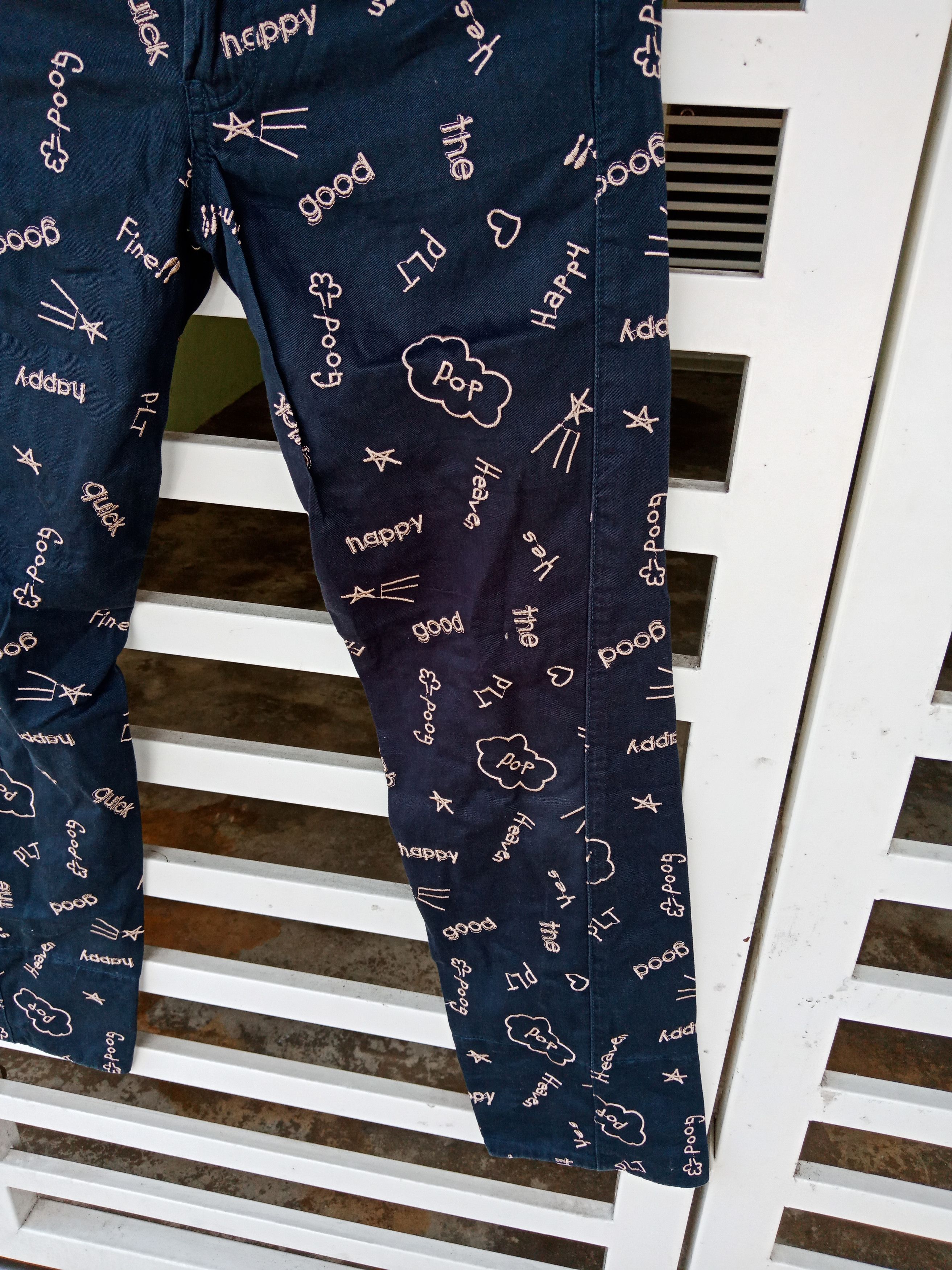 In The Attic Pink Latte Poems Writing Embroidered Pants Size US 29 - 5 Thumbnail