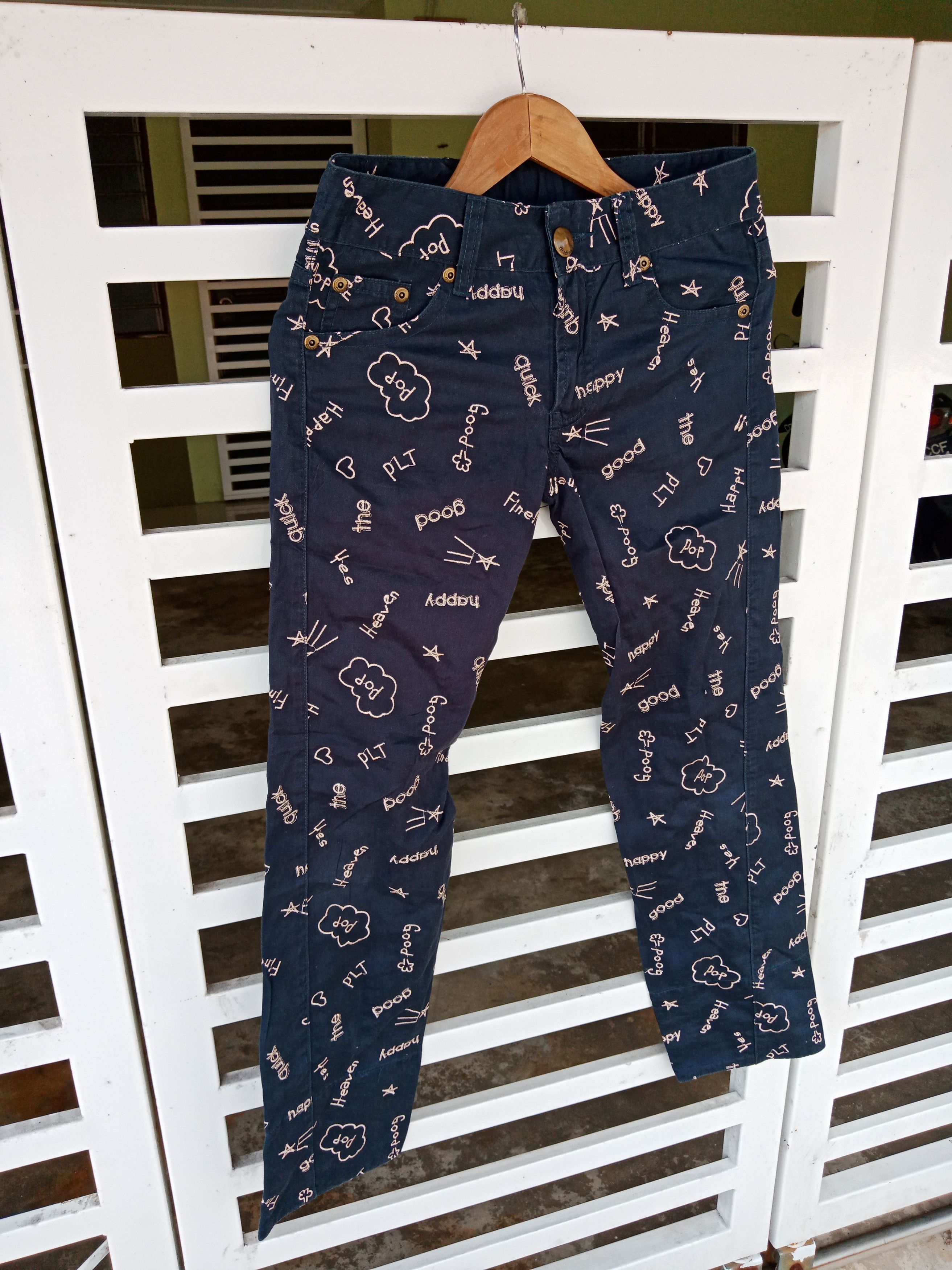 In The Attic Pink Latte Poems Writing Embroidered Pants Size US 29 - 4 Thumbnail