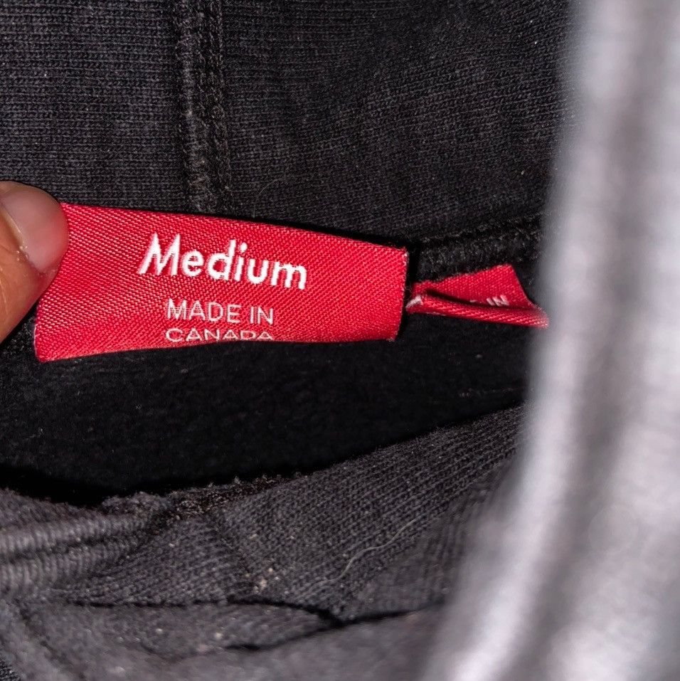 Supreme Reflective Small Logo Hoodie Size US M / EU 48-50 / 2 - 4 Thumbnail