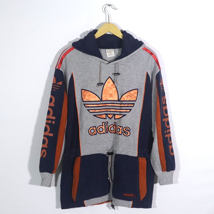 Rare discount adidas sweatshirt