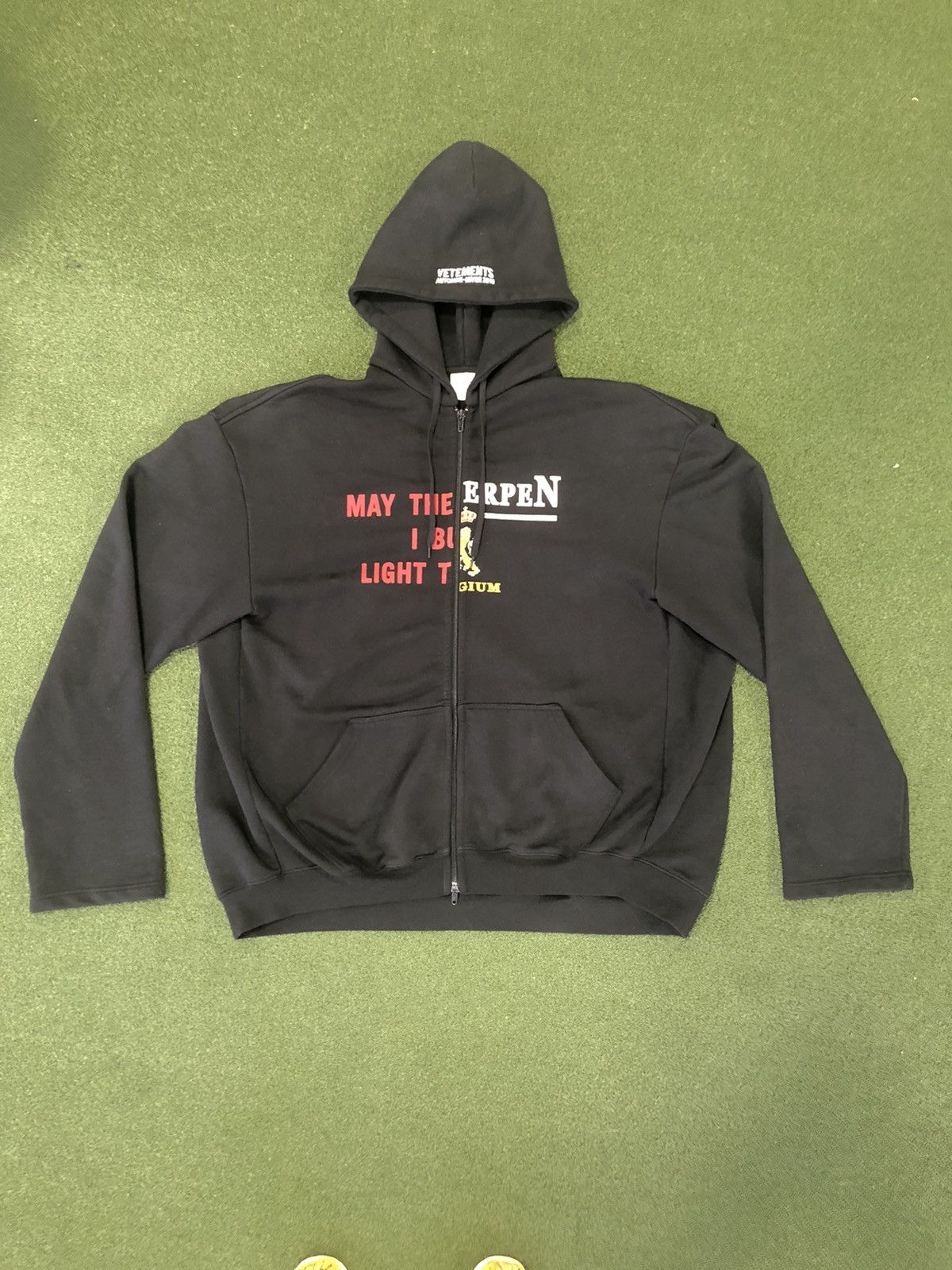 Vetements ZIP HALF ANTWERPEN/MAY THE BRIDGES I BURN BLACK HOODIE