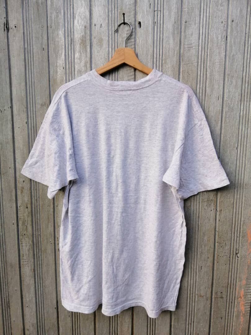 Disney Vintage Disney Single Pocket Tshirt Size US L / EU 52-54 / 3 - 5 Thumbnail