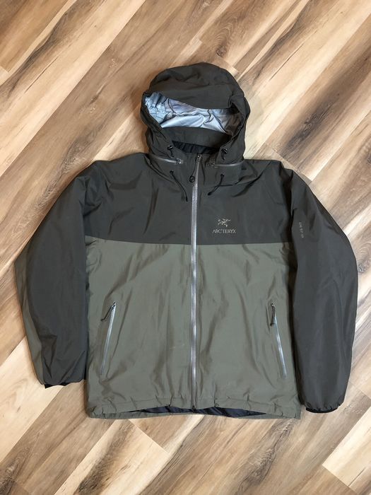 Arc'Teryx Arcteryx Fission SV Goretex XCR primaloft hooded jacket