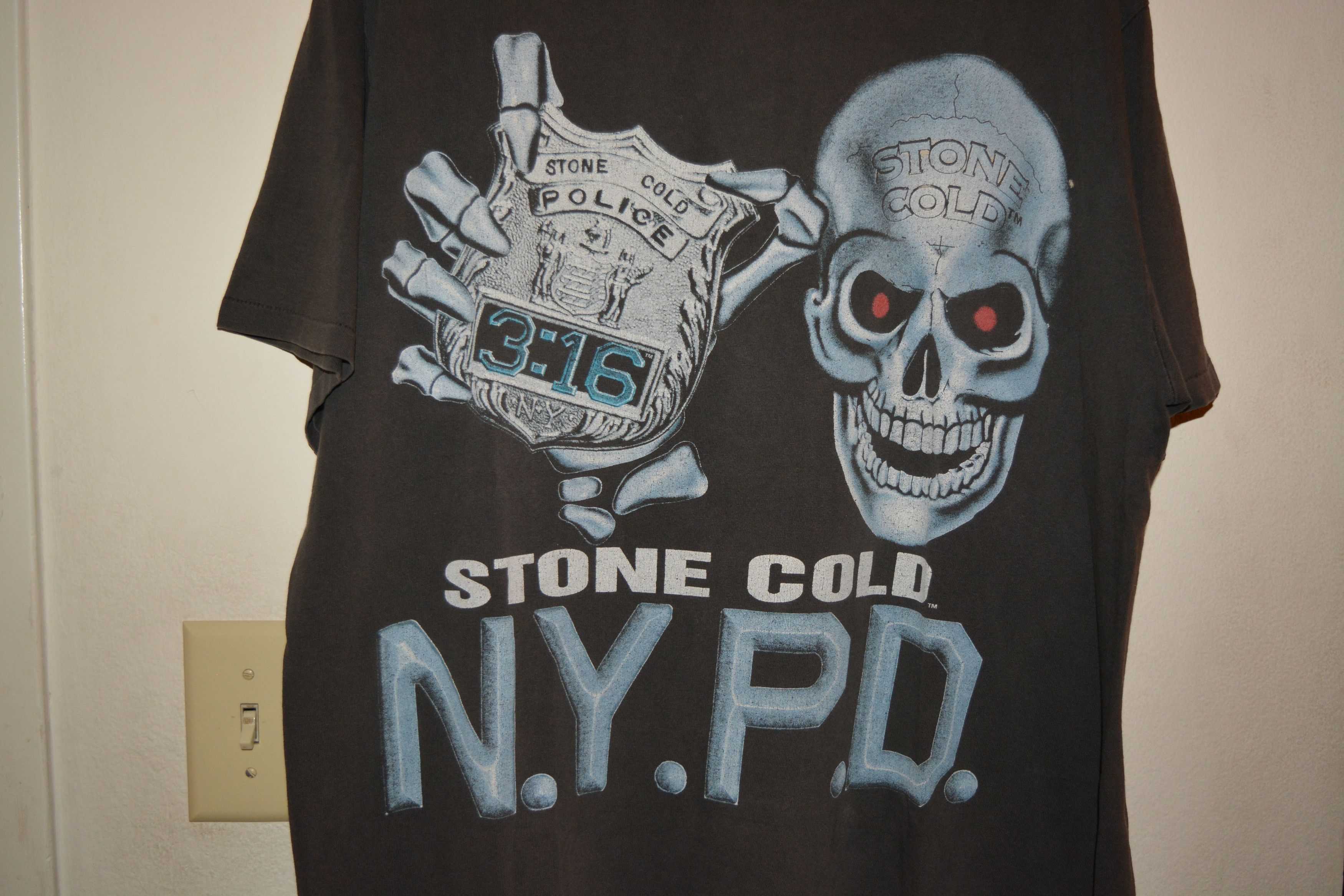雑誌で紹介された × Changes Vintage Austin Steve Cold Stone WWF Vintage WWF × トップス