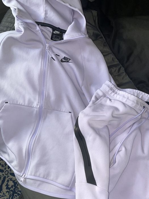 Lavender discount tech fleece