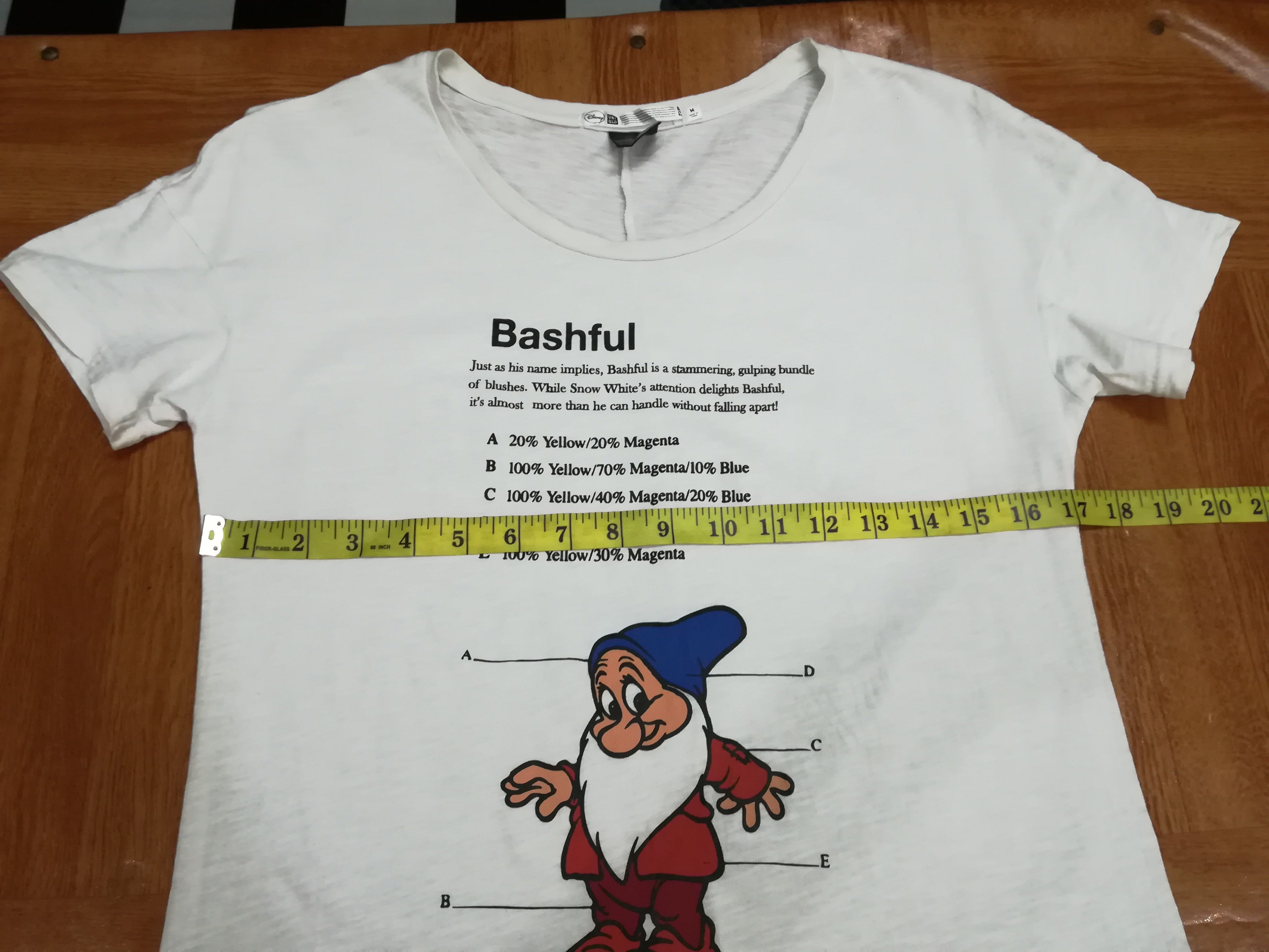 Undercover × Uniqlo Uniqlo X Undercover Snow White And The Seven Dwarfs T Shirt Size US S / EU 44-46 / 1 - 4 Thumbnail