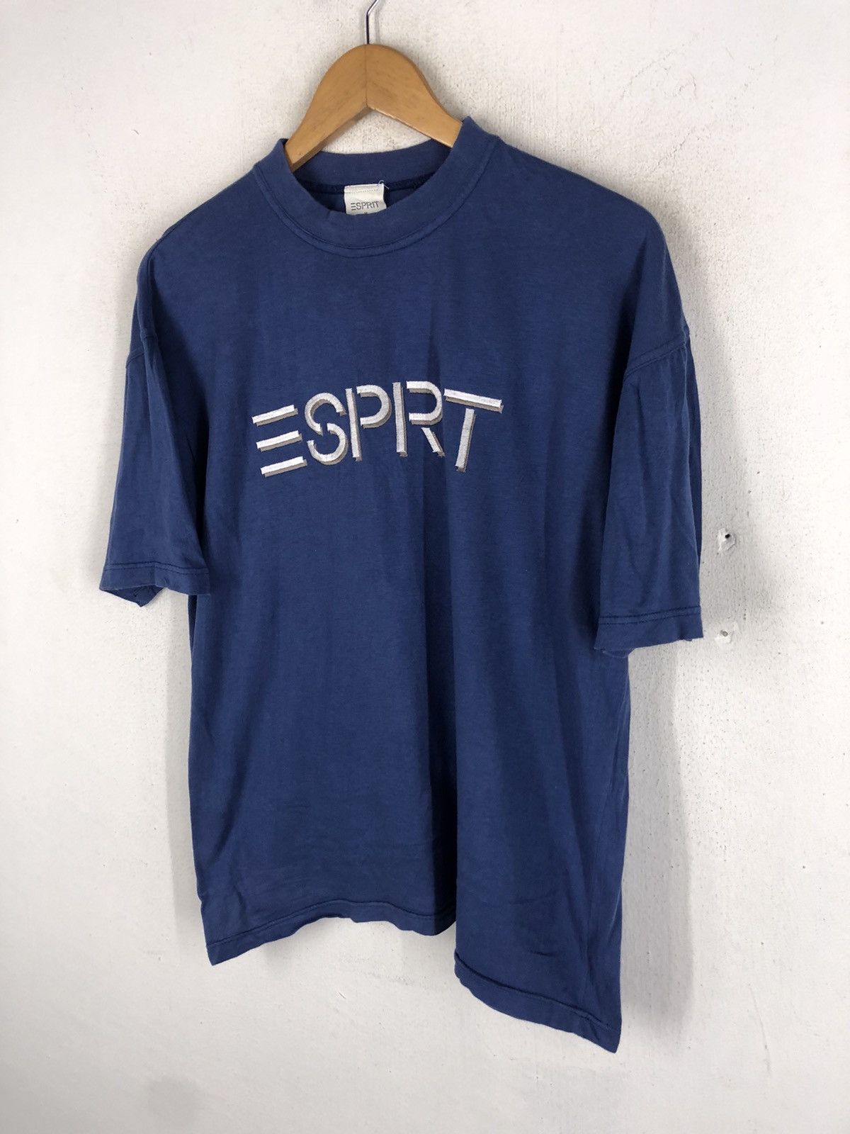 Esprit Esprit embroidery spell out big logo Size US M / EU 48-50 / 2 - 2 Thumbnail